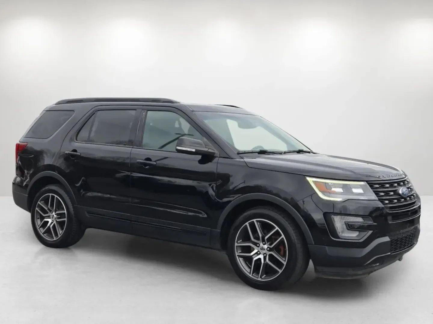 2017 Ford Explorer Sport (1FM5K8GT2HG) with an Other engine, located at 5115 14th Ave., Columbus, GA, 31904, (706) 323-0345, 32.511494, -84.971046 - Are you ready to elevate your family's adventures with the 2017 Ford Explorer Sport? Perfectly designed for those who crave both style and functionality, this versatile SUV is an ideal companion for weekend getaways or daily commutes. At Gils Auto in Phenix City, AL, we offer this stunning vehicle a - Photo#3