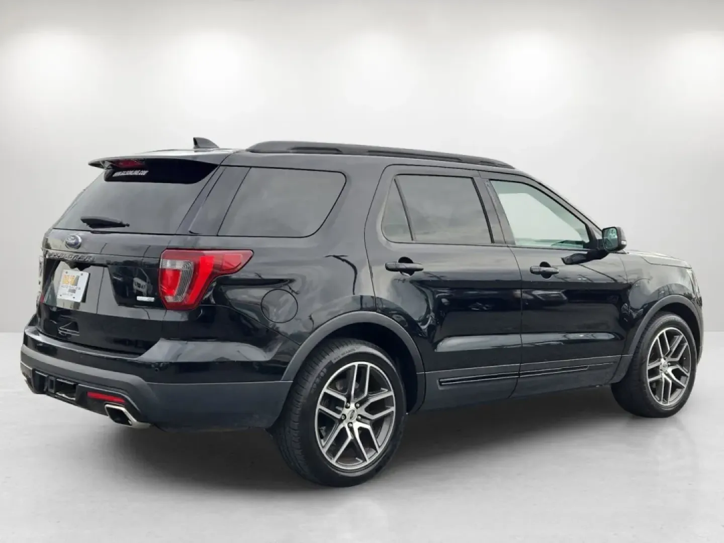 2017 Ford Explorer Sport (1FM5K8GT2HG) with an Other engine, located at 5115 14th Ave., Columbus, GA, 31904, (706) 323-0345, 32.511494, -84.971046 - Are you ready to elevate your family's adventures with the 2017 Ford Explorer Sport? Perfectly designed for those who crave both style and functionality, this versatile SUV is an ideal companion for weekend getaways or daily commutes. At Gils Auto in Phenix City, AL, we offer this stunning vehicle a - Photo#5