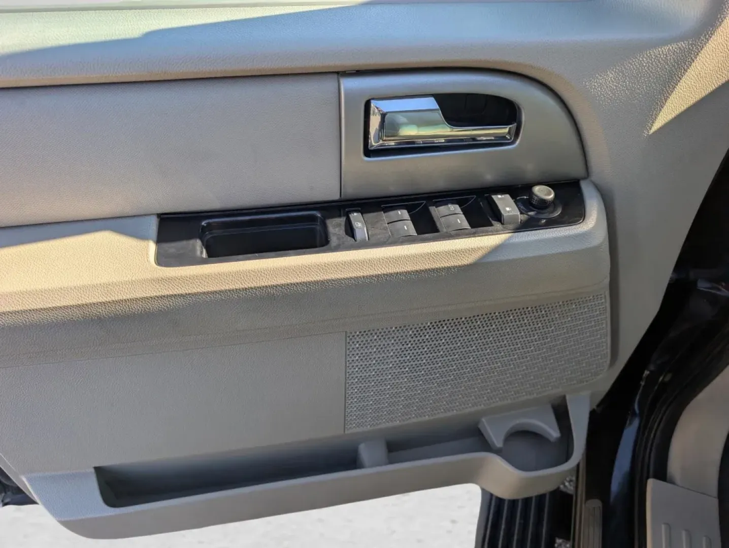 2014 Ford Expedition EL Limited (1FMJK1K51EE) with an Other engine, located at 5115 14th Ave., Columbus, GA, 31904, (706) 323-0345, 32.511494, -84.971046 - **Explore New Adventures with the 2014 Ford Expedition EL Limited!**<br /> <br /> Are you ready to elevate your family outings or weekend adventures? Look no further than this stunning 2014 Ford Expedition EL Limited, now available at Gils Auto in Phenix City, AL. This rugged SUV is perfect for grow - Photo#8