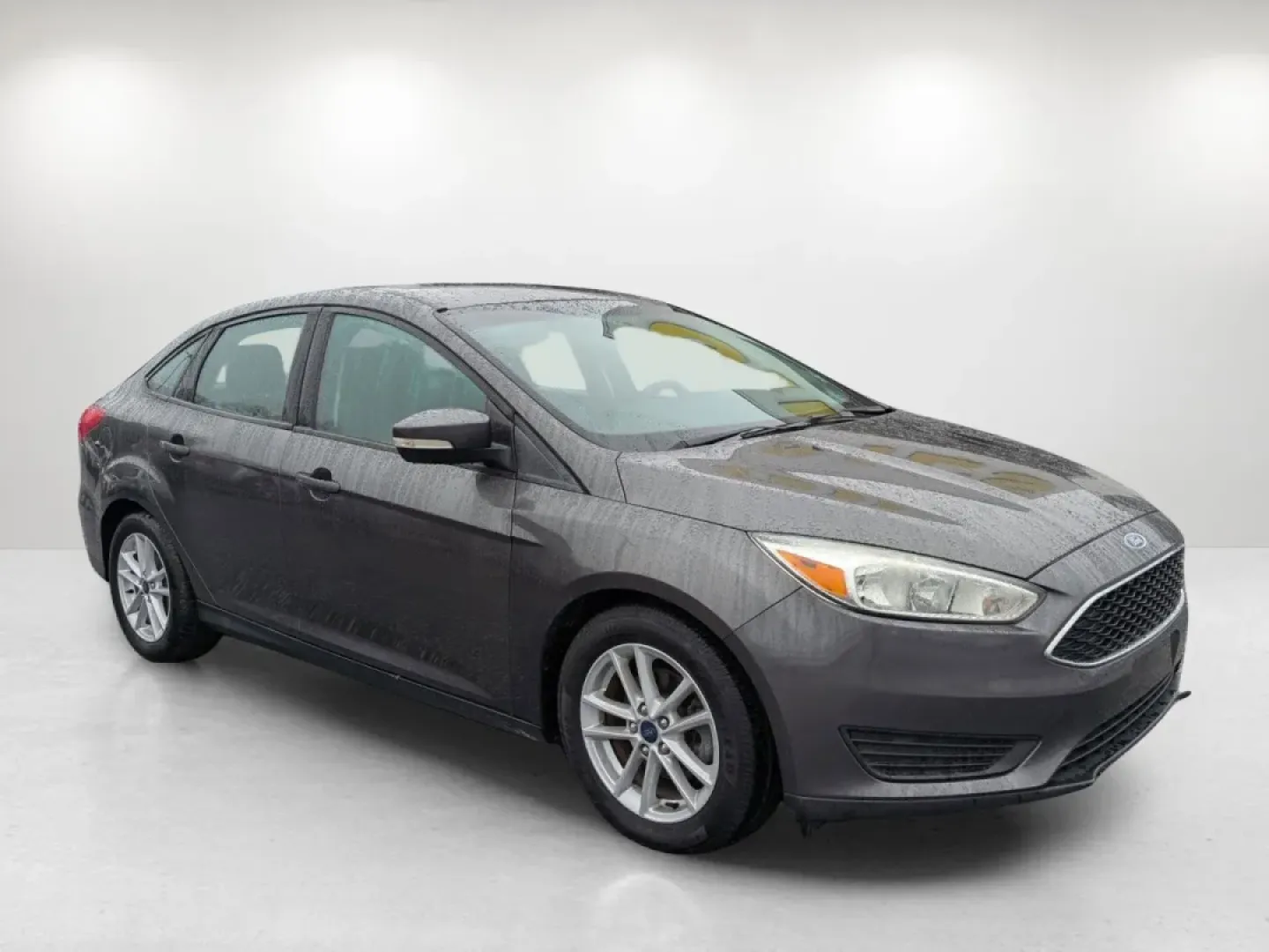 2015 Ford Focus SE (1FADP3F23FL) with an Other engine, located at 804 22nd Ave, Phenix City, AL, 36870, (334) 297-1860, 32.484749, -85.024475 - **Your Perfect Daily Companion: 2015 Ford Focus SE at Gils Auto in Phenix City, AL**<br /> <br /> Are you searching for a fuel-efficient sedan that effortlessly balances comfort and style? Look no further than this 2015 Ford Focus SE, a versatile vehicle that's perfect for daily commutes, family out - Photo#2