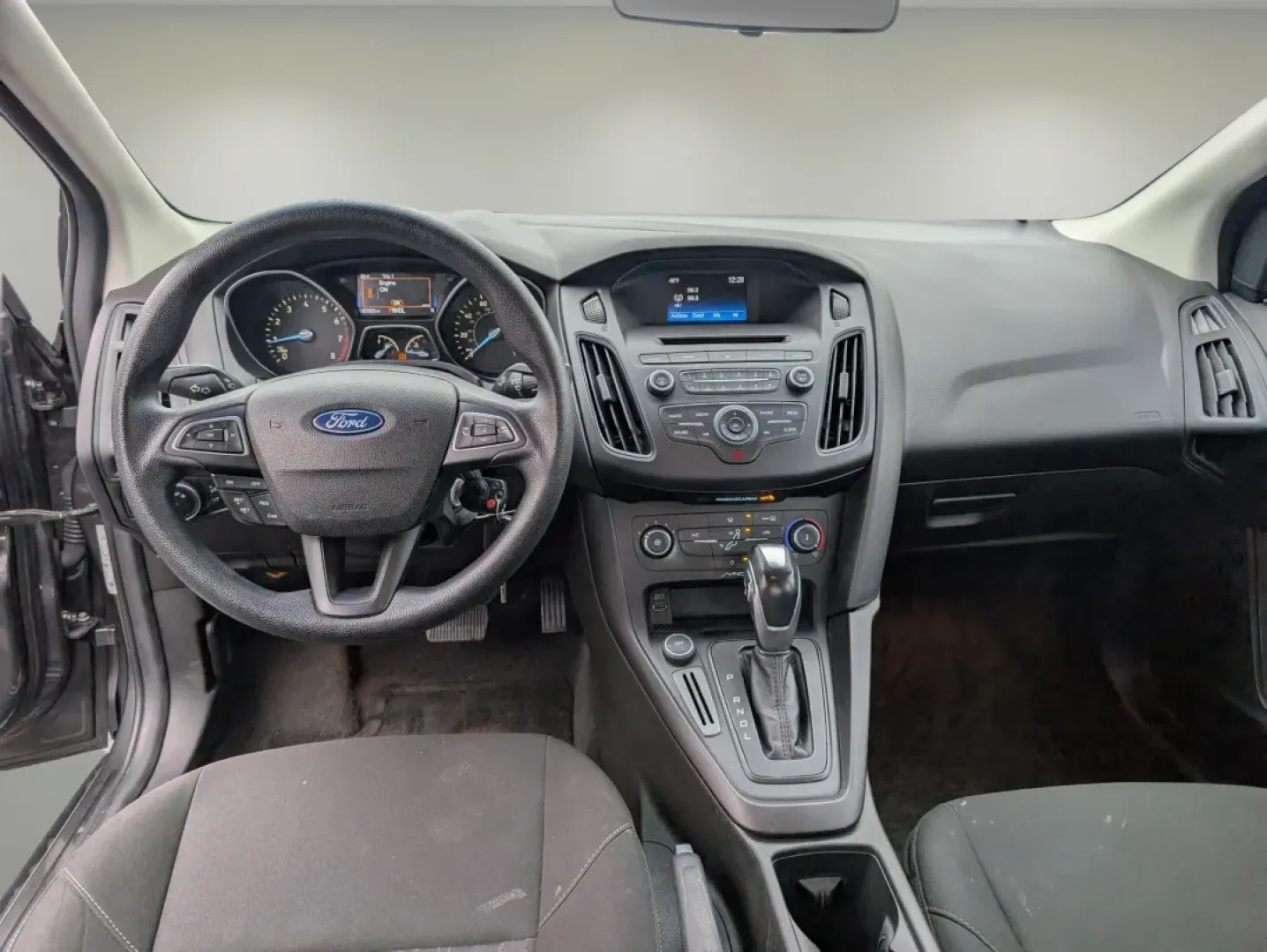 2015 Ford Focus SE (1FADP3F23FL) with an Other engine, located at 804 22nd Ave, Phenix City, AL, 36870, (334) 297-1860, 32.484749, -85.024475 - **Your Perfect Daily Companion: 2015 Ford Focus SE at Gils Auto in Phenix City, AL**<br /> <br /> Are you searching for a fuel-efficient sedan that effortlessly balances comfort and style? Look no further than this 2015 Ford Focus SE, a versatile vehicle that's perfect for daily commutes, family out - Photo#11