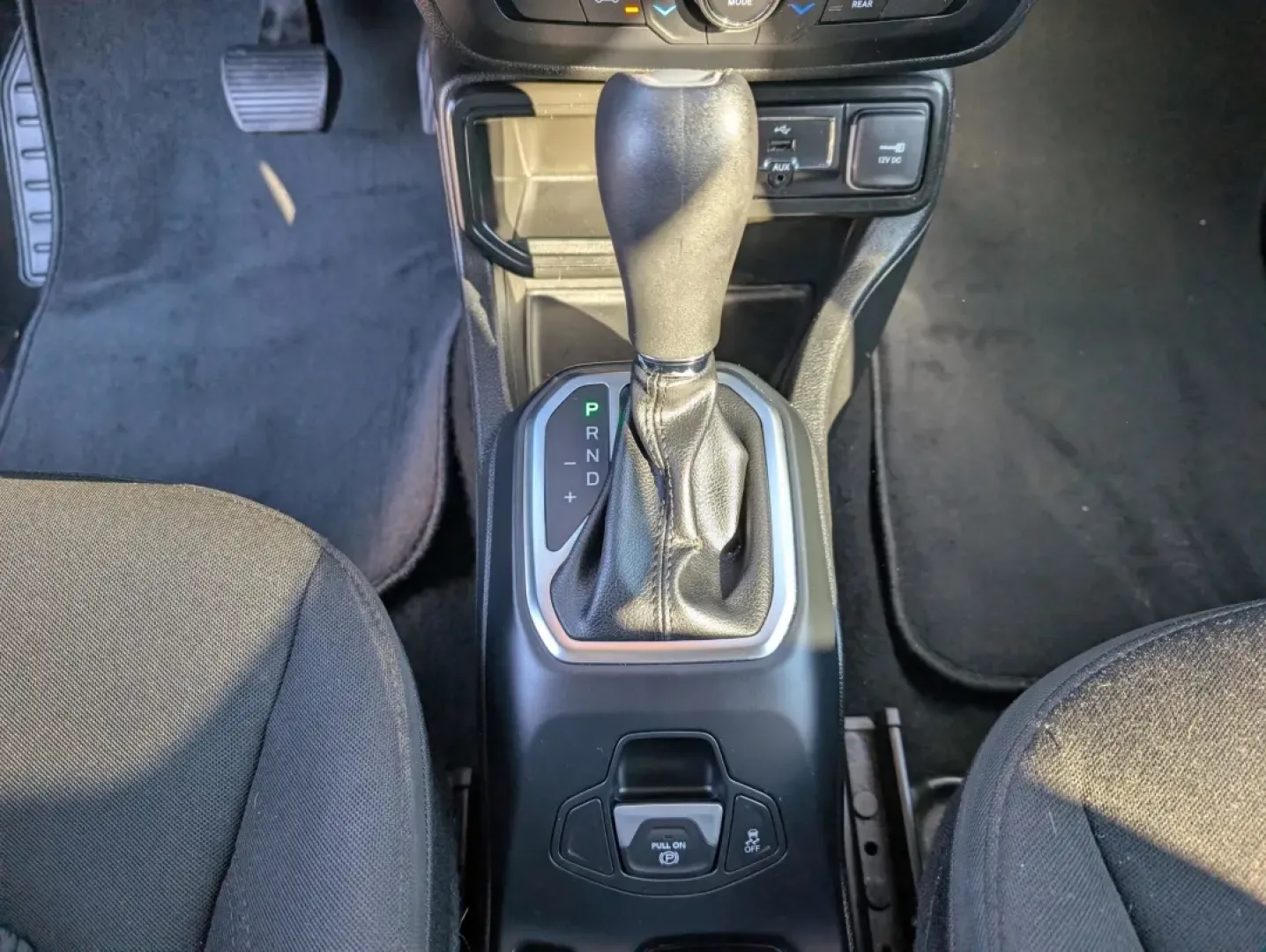 2020 /Black Jeep Renegade Altitude (ZACNJABB3LP) with an Other engine, located at 804 22nd Ave, Phenix City, AL, 36870, (334) 297-1860, 32.484749, -85.024475 - **Discover Your Next Adventure with the 2020 Jeep Renegade Altitude at Gils Auto - Phenix City #2!**<br /> <br /> Are you ready to elevate your driving experience? Whether you're a growing family in search of a reliable vehicle for school runs and weekend adventures, or a commuter seeking a stylish - Photo#13