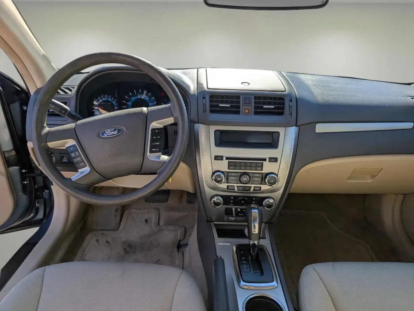 2012 Ford Fusion SE (3FAHP0HA3CR) with an Other engine, located at 804 22nd Ave, Phenix City, AL, 36870, (334) 297-1860, 32.484749, -85.024475 - **Explore Life on the Road with the 2012 Ford Fusion SE Perfect for Your Next Adventure!**<br /> <br /> If you're in the market for a dependable vehicle that seamlessly blends style, comfort, and practicality, look no further than the 2012 Ford Fusion SE available at Gils Auto in Phenix City, AL. T - Photo#11