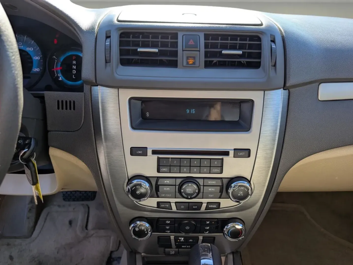 2012 Ford Fusion SE (3FAHP0HA3CR) with an Other engine, located at 804 22nd Ave, Phenix City, AL, 36870, (334) 297-1860, 32.484749, -85.024475 - **Explore Life on the Road with the 2012 Ford Fusion SE Perfect for Your Next Adventure!**<br /> <br /> If you're in the market for a dependable vehicle that seamlessly blends style, comfort, and practicality, look no further than the 2012 Ford Fusion SE available at Gils Auto in Phenix City, AL. T - Photo#13