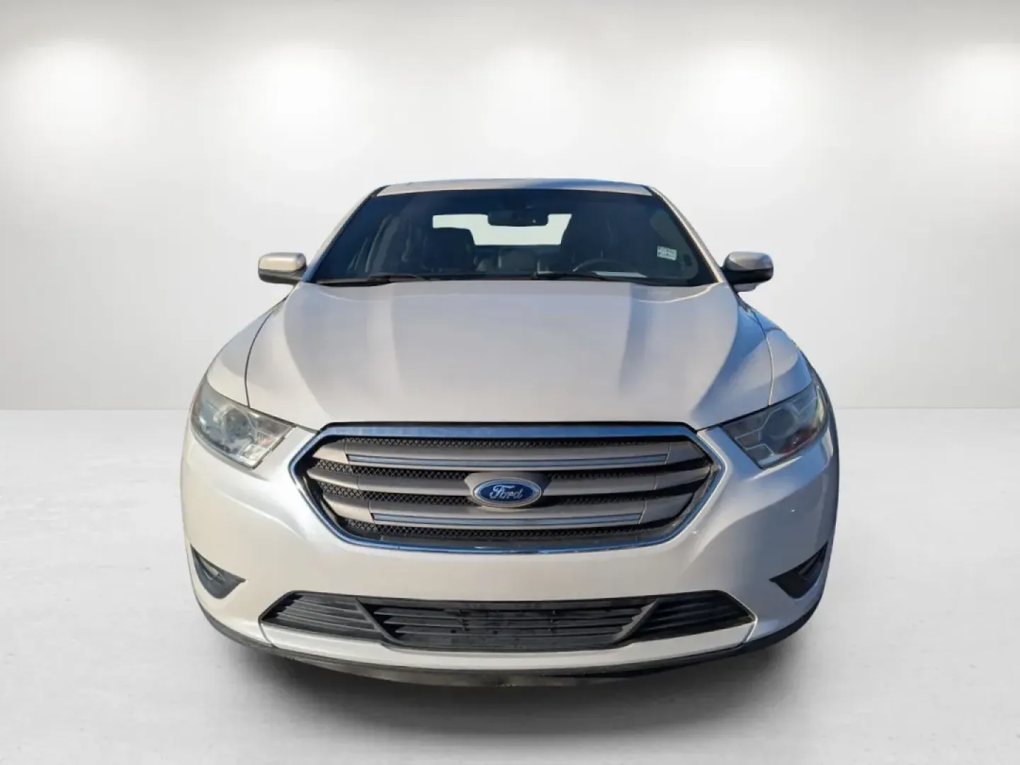 2013 Ford Taurus SEL (1FAHP2E83DG) with an Other engine, located at 1430 Gateway Drive, Opelika, AL, 36801, (334) 239-0944, 32.637871, -85.409790 - Are you on the hunt for a reliable sedan that combines comfort, performance, and affordability? Look no further! At Gils Auto in Phenix City, AL, we have just the vehicle for you: a 2013 Ford Taurus SEL that is not only perfect for daily commuting but also great for family outings, weekend adventure - Photo#1