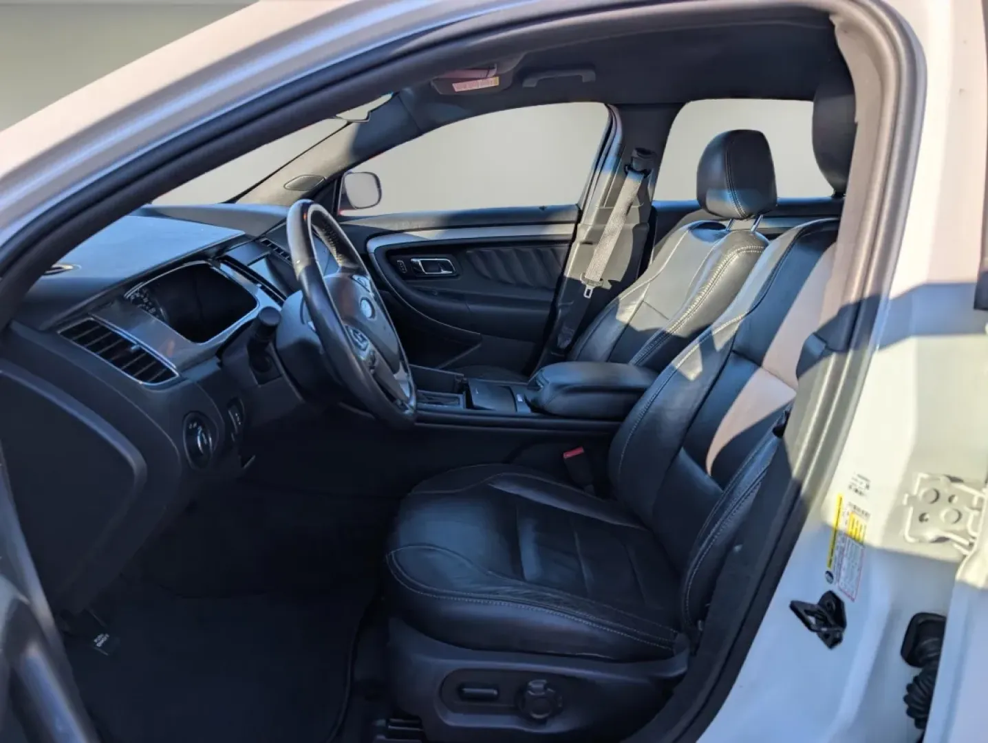 2013 Ford Taurus SEL (1FAHP2E83DG) with an Other engine, located at 804 22nd Ave, Phenix City, AL, 36870, (334) 297-1860, 32.484749, -85.024475 - Are you on the hunt for a reliable sedan that combines comfort, performance, and affordability? Look no further! At Gils Auto in Phenix City, AL, we have just the vehicle for you: a 2013 Ford Taurus SEL that is not only perfect for daily commuting but also great for family outings, weekend adventure - Photo#9