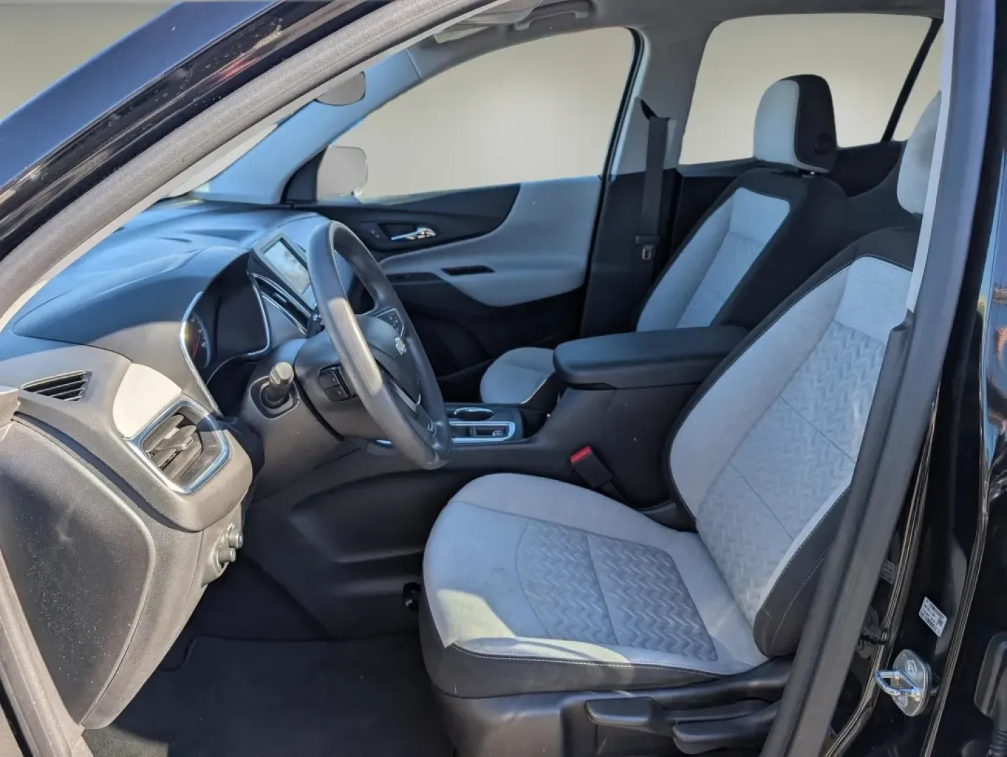 2023 /Medium Ash Gray Chevrolet Equinox LS (3GNAXHEG7PL) with an Other engine, located at 521 Old Farm Lane Rd, Prattville, AL, 36066, (334) 325-1505, 32.482460, -86.416367 - **Experience Adventure with the 2023 Chevrolet Equinox LS at Gils Auto - Phenix City!**<br /> <br /> Are you ready to take your family adventures, daily commutes, or weekend getaways to the next level? The 2023 Chevrolet Equinox LS, available now at Gils Auto in Phenix City, AL, is the perfect compa - Photo#8