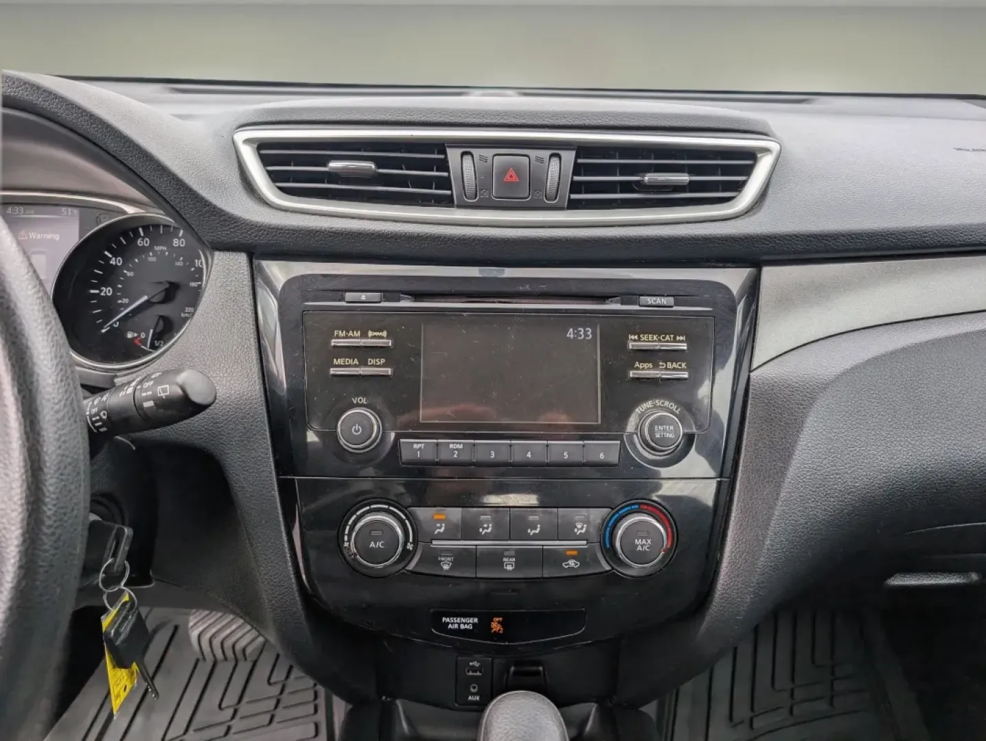 2016 /Charcoal Nissan Rogue S (KNMAT2MV3GP) with an Other engine, located at 5115 14th Ave., Columbus, GA, 31904, (706) 323-0345, 32.511494, -84.971046 - **Discover Your Adventure with the 2016 Nissan Rogue Perfect for Family Getaways and Daily Adventures!**<br /> <br /> Are you on the lookout for a versatile and reliable SUV that fits seamlessly into your lifestyle? Look no further than this stunning 2016 Nissan Rogue S! Whether you're a growing fa - Photo#12