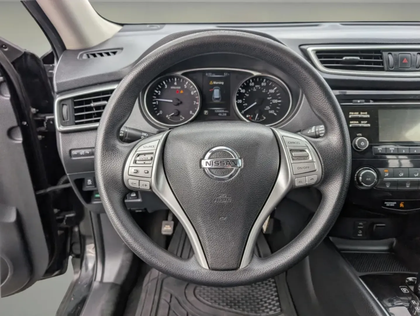 2016 /Charcoal Nissan Rogue S (KNMAT2MV3GP) with an Other engine, located at 5115 14th Ave., Columbus, GA, 31904, (706) 323-0345, 32.511494, -84.971046 - **Discover Your Adventure with the 2016 Nissan Rogue Perfect for Family Getaways and Daily Adventures!**<br /> <br /> Are you on the lookout for a versatile and reliable SUV that fits seamlessly into your lifestyle? Look no further than this stunning 2016 Nissan Rogue S! Whether you're a growing fa - Photo#13