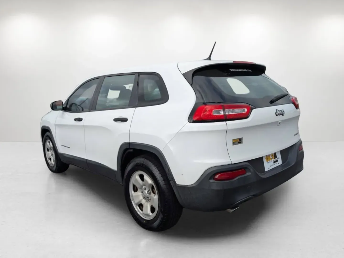 2014 /Black/Iceland Gray Jeep Cherokee Sport (1C4PJLAB4EW) with an Other engine, located at 804 22nd Ave, Phenix City, AL, 36870, (334) 297-1860, 32.484749, -85.024475 - **Explore Adventure with the 2014 Jeep Cherokee Sport at Gils Auto Your Destination for Reliable Vehicles!**<br /> <br /> Are you ready to elevate your lifestyle with a versatile vehicle that meets the demands of daily life and weekend adventures? Look no further than the 2014 Jeep Cherokee Sport, - Photo#6