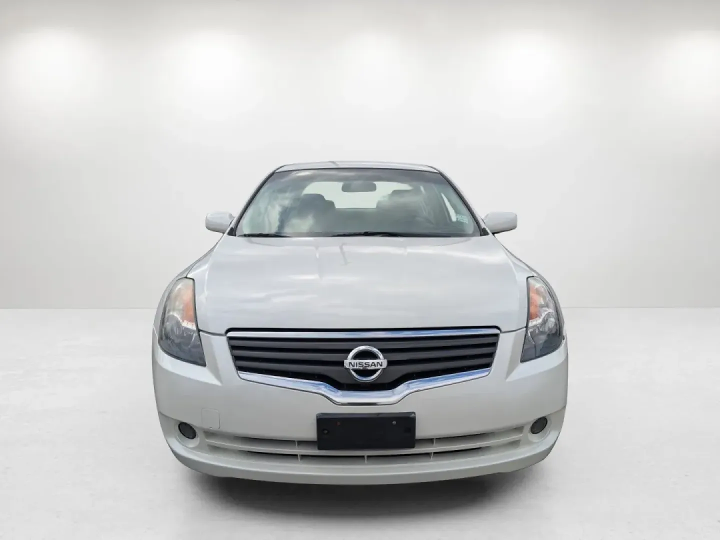 2007 Nissan Altima (1N4AL21E47N) with an Other engine, located at 3959 U.S. 80 W, Phenix City, AL, 36870, (334) 297-4885, 32.469296, -85.135185 - **Drive into Your Next Adventure with This 2007 Nissan Altima! Perfect for Phenix City Commuters and Families Alike**<br /> <br /> Are you ready to elevate your everyday journeys and weekend getaways? Look no further! This 2007 Nissan Altima is the ideal sedan for those who appreciate reliability, c - Photo#2
