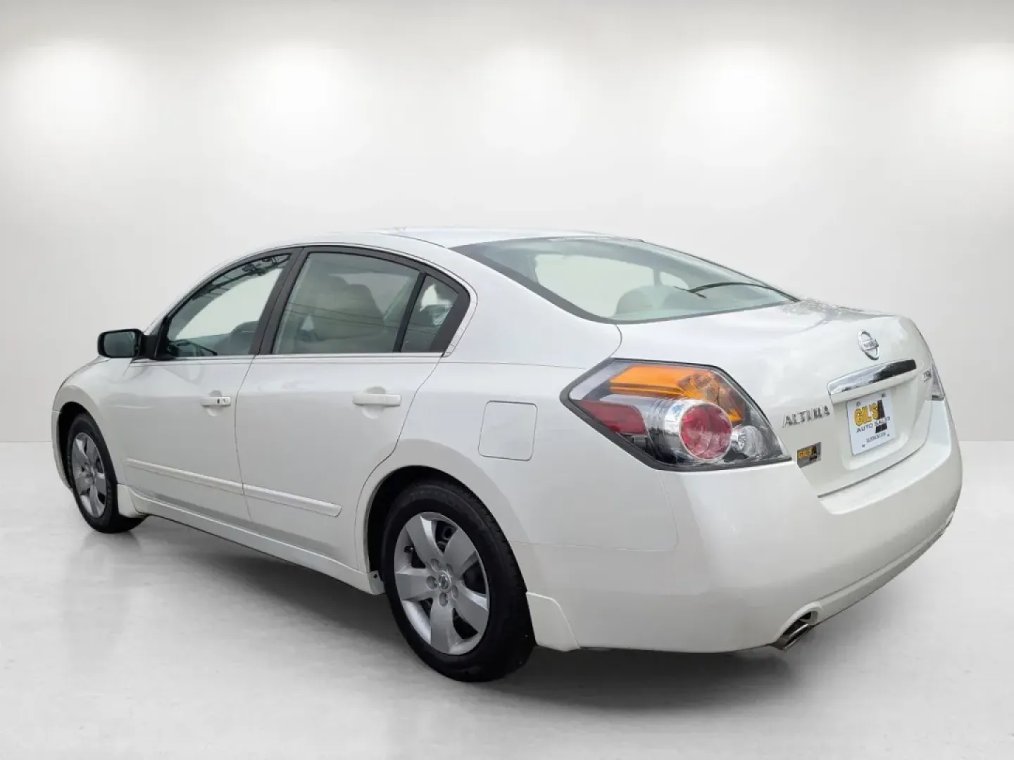 2007 Nissan Altima (1N4AL21E47N) with an Other engine, located at 3959 U.S. 80 W, Phenix City, AL, 36870, (334) 297-4885, 32.469296, -85.135185 - **Drive into Your Next Adventure with This 2007 Nissan Altima! Perfect for Phenix City Commuters and Families Alike**<br /> <br /> Are you ready to elevate your everyday journeys and weekend getaways? Look no further! This 2007 Nissan Altima is the ideal sedan for those who appreciate reliability, c - Photo#7