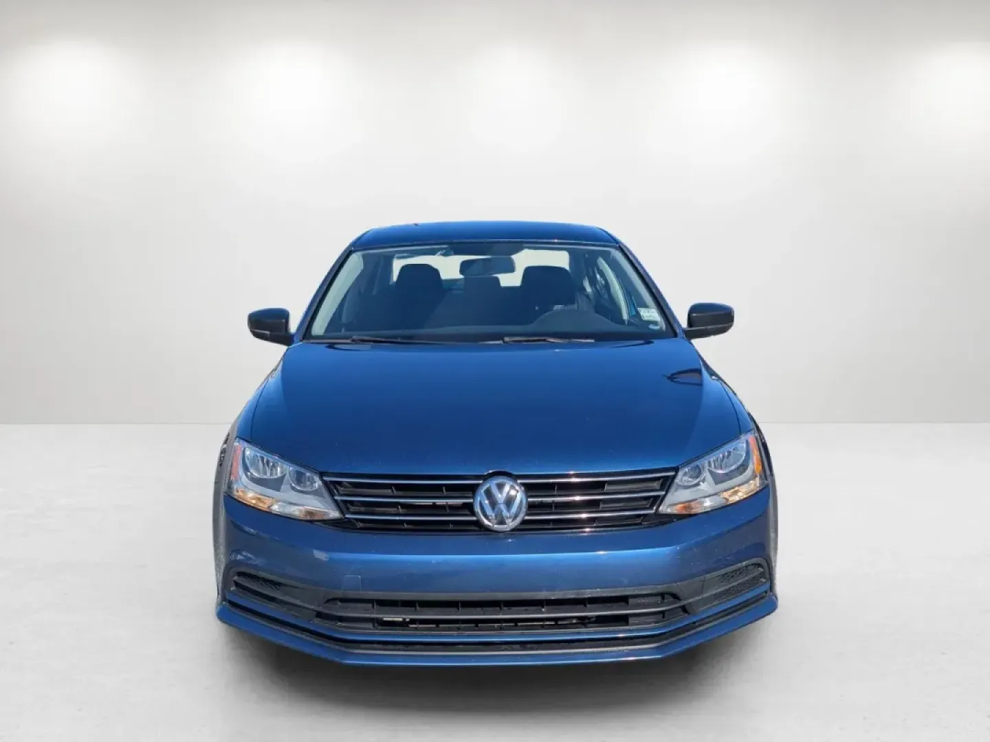 2016 Volkswagen Jetta 1.4T S (3VW267AJ1GM) with an Other engine, located at 1430 Gateway Drive, Opelika, AL, 36801, (334) 239-0944, 32.637871, -85.409790 - **Discover Your Next Adventure in a 2016 Volkswagen Jetta at Gils Auto Phenix City!**<br /> <br /> Are you looking for a dependable sedan that seamlessly balances style, efficiency, and comfort for your daily commutes or weekend getaways? Look no further than this stunning 2016 Volkswagen Jetta 1.4 - Photo#1