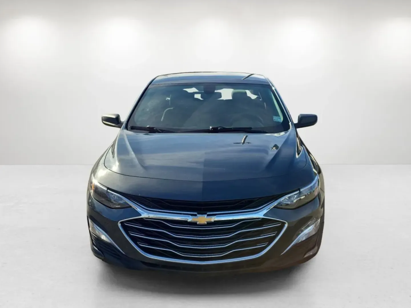 2020 /Jet Black Chevrolet Malibu LS (1G1ZC5ST9LF) with an Other engine, located at 804 22nd Ave, Phenix City, AL, 36870, (334) 297-1860, 32.484749, -85.024475 - **Experience the Open Road in Comfort and Style with the 2020 Chevrolet Malibu LS! Perfect for Commuters and Families Alike!**<br /> <br /> Are you ready for a vehicle that seamlessly fits into your busy lifestyle, whether you're commuting to work, shuttling the kids to school, or heading out for a - Photo#1