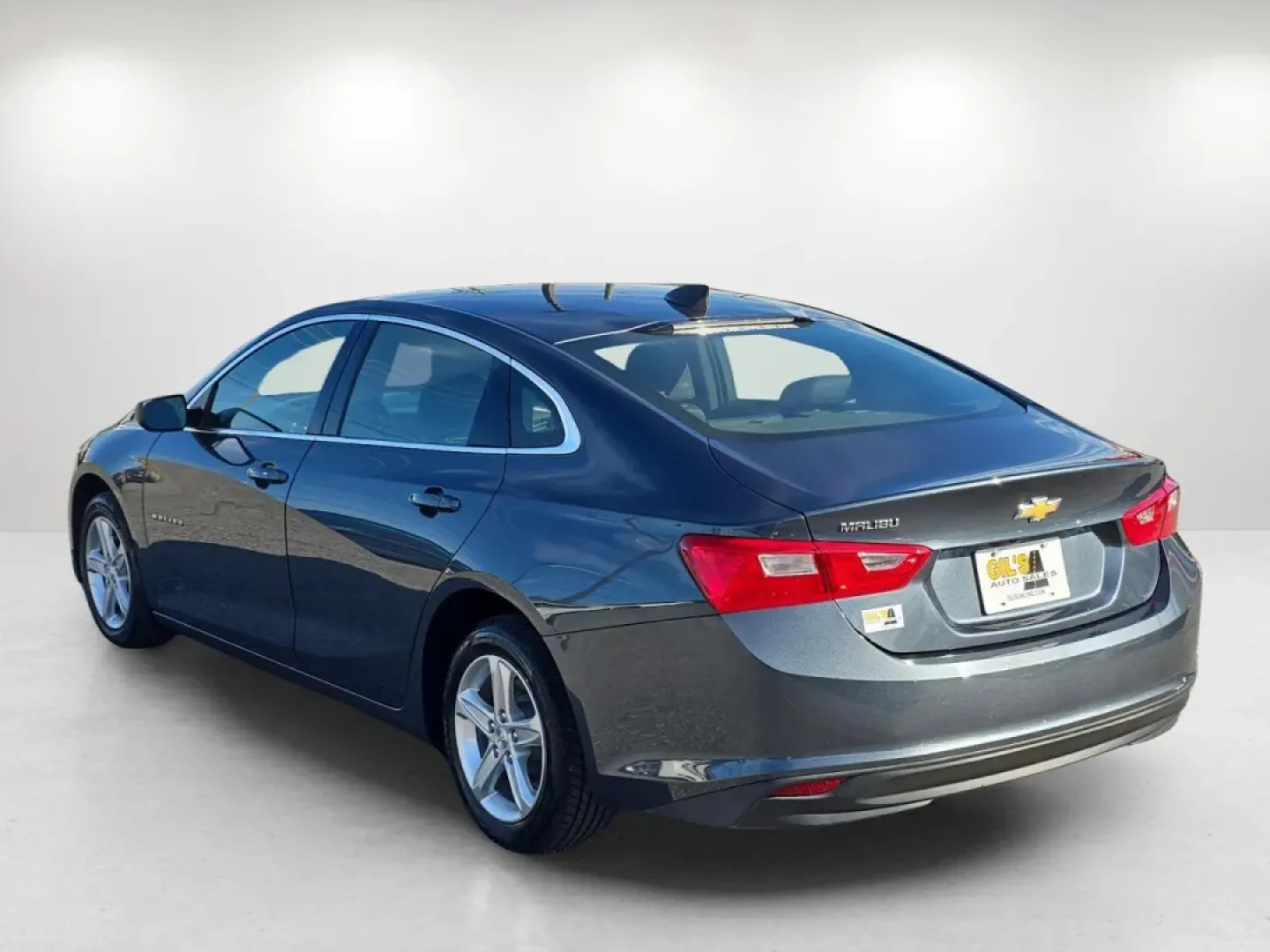 2020 /Jet Black Chevrolet Malibu LS (1G1ZC5ST9LF) with an Other engine, located at 804 22nd Ave, Phenix City, AL, 36870, (334) 297-1860, 32.484749, -85.024475 - **Experience the Open Road in Comfort and Style with the 2020 Chevrolet Malibu LS! Perfect for Commuters and Families Alike!**<br /> <br /> Are you ready for a vehicle that seamlessly fits into your busy lifestyle, whether you're commuting to work, shuttling the kids to school, or heading out for a - Photo#6