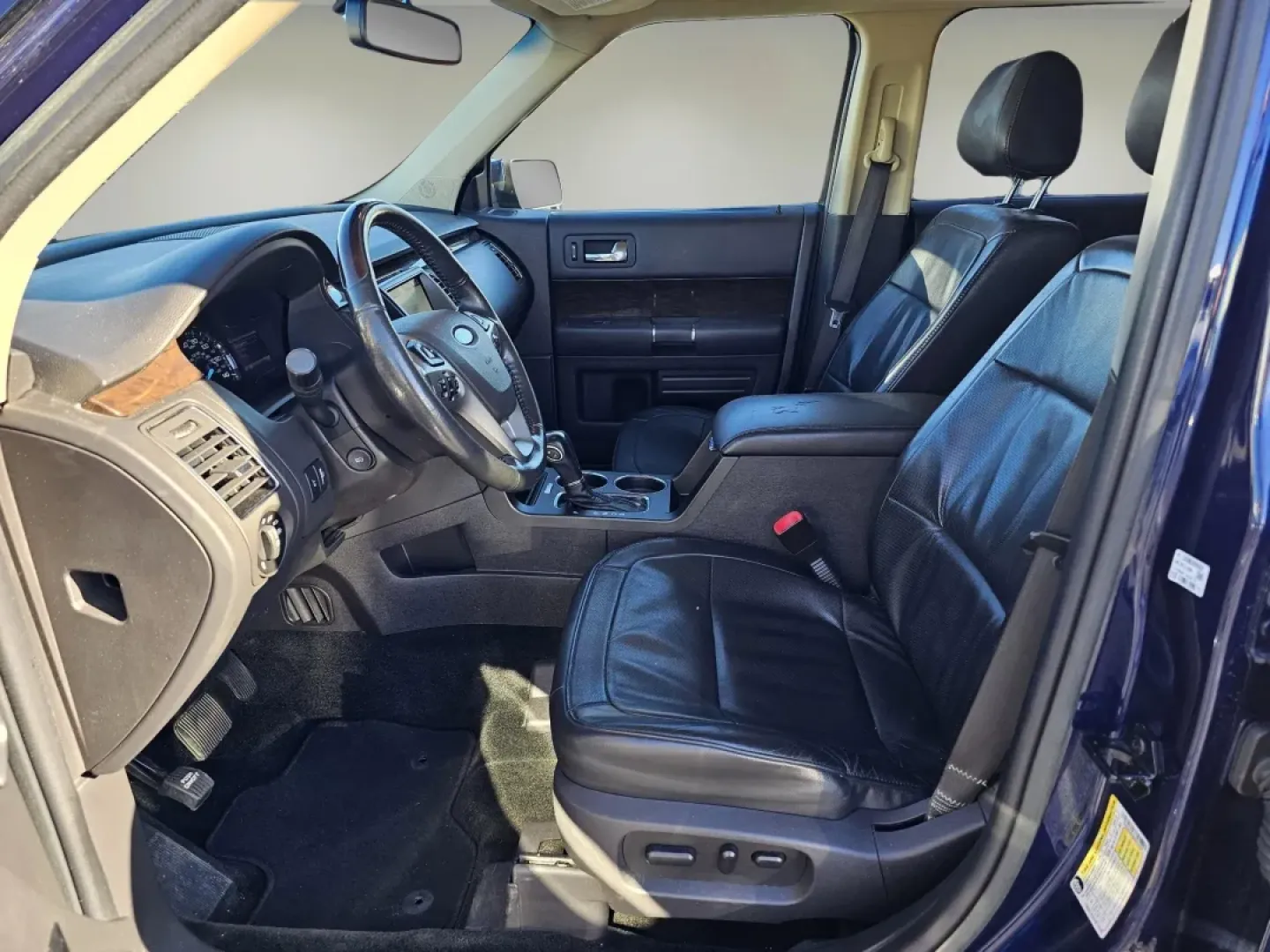 2016 Ford Flex Limited (2FMGK5D80GB) with an Other engine, located at 804 22nd Ave, Phenix City, AL, 36870, (334) 297-1860, 32.484749, -85.024475 - Discover the freedom of family adventures and weekend getaways with the 2016 Ford Flex Limited, now available at Gils Auto in Phenix City, AL. This stylish crossover is designed for those who embrace a dynamic lifestyle, making it an exceptional choice for growing families and budget-conscious buyer - Photo#9