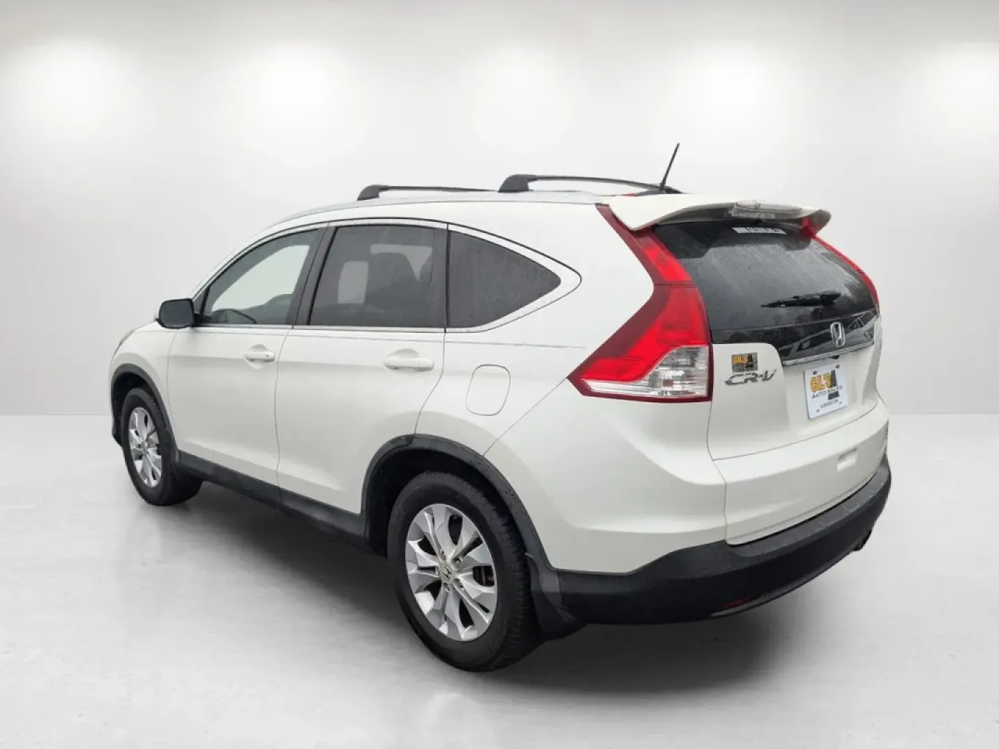 2013 Honda CR-V EX-L (5J6RM3H70DL) with an Other engine, located at 7000 Northlake Connector, Columbus, GA, 31904, (706) 987-8085, 32.524975, -84.978134 - Are you ready to elevate your daily commute or embark on unforgettable weekend adventures? Look no further than this stunning 2013 Honda CR-V EX-L, available now at Gils Auto in Phenix City, AL. This spacious and versatile SUV is perfect for growing families, budget-conscious buyers, or anyone looki - Photo#6