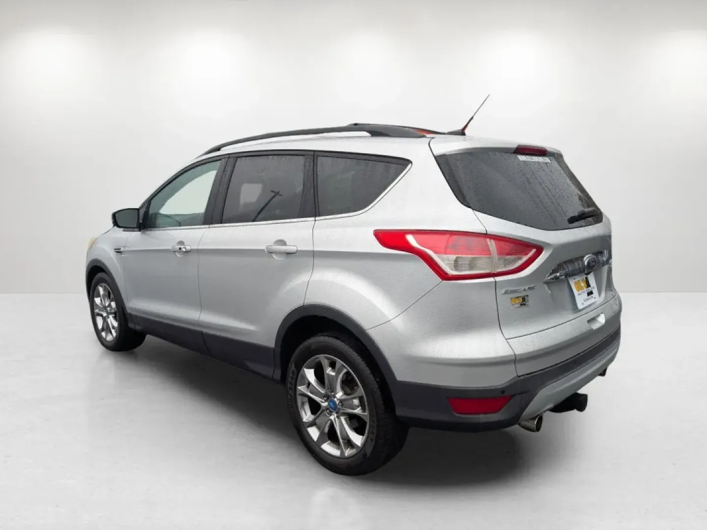 2013 Ford Escape SEL (1FMCU0H91DU) with an Other engine, located at 7000 Northlake Connector, Columbus, GA, 31904, (706) 987-8085, 32.524975, -84.978134 - Are you ready to elevate your driving experience while enjoying the perfect blend of style, comfort, and functionality? Look no further! Gils Auto in Phenix City, AL, is thrilled to present the 2013 Ford Escape SEL, a versatile SUV that's ideal for everything from family road trips to daily commutes - Photo#6