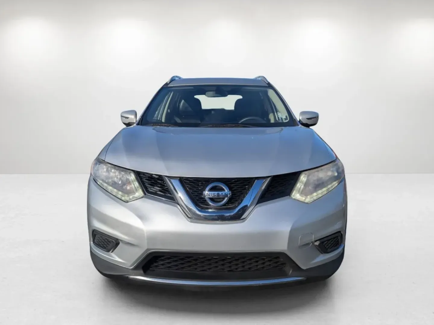 2016 /Charcoal Nissan Rogue SV (KNMAT2MTXGP) with an Other engine, located at 7000 Northlake Connector, Columbus, GA, 31904, (706) 987-8085, 32.524975, -84.978134 - **Adventure Awaits with the 2016 Nissan Rogue SV Perfect for Families and Commuters Alike!**<br /> <br /> At Gils Auto in Phenix City, AL, we understand the importance of finding the right vehicle for your lifestyle. Whether you're a growing family seeking a dependable SUV, a commuter dreaming of a - Photo#1