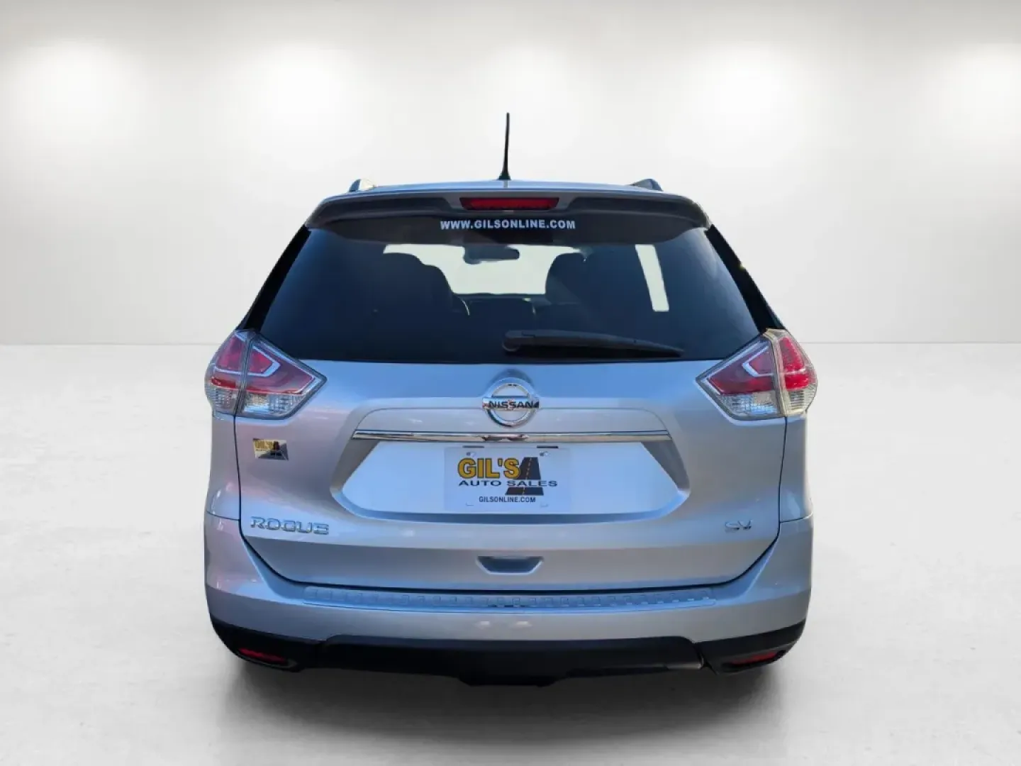 2016 /Charcoal Nissan Rogue SV (KNMAT2MTXGP) with an Other engine, located at 7000 Northlake Connector, Columbus, GA, 31904, (706) 987-8085, 32.524975, -84.978134 - **Adventure Awaits with the 2016 Nissan Rogue SV Perfect for Families and Commuters Alike!**<br /> <br /> At Gils Auto in Phenix City, AL, we understand the importance of finding the right vehicle for your lifestyle. Whether you're a growing family seeking a dependable SUV, a commuter dreaming of a - Photo#5