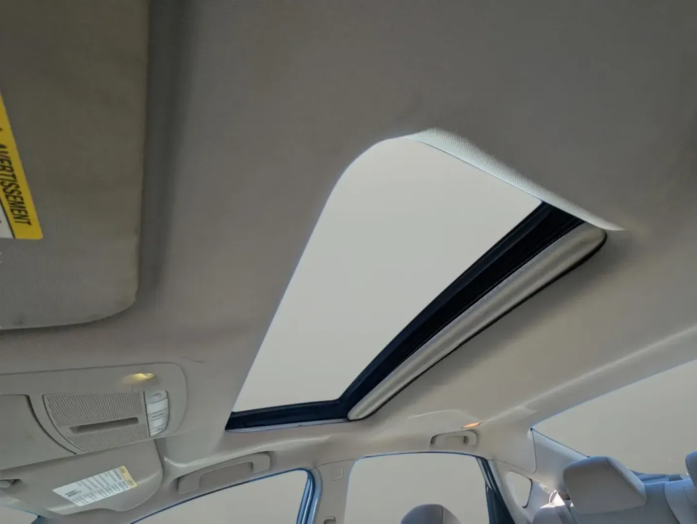 2014 /Beige Nissan Altima 2.5 SV (1N4AL3AP1EC) with an Other engine, located at 7000 Northlake Connector, Columbus, GA, 31904, (706) 987-8085, 32.524975, -84.978134 - **Experience the Ultimate in Comfort and Reliability with the 2014 Nissan Altima at Gils Auto in Phenix City, AL**<br /> <br /> Are you in search of a vehicle that perfectly balances style, efficiency, and comfort for your daily commute or weekend getaways? Look no further! The 2014 Nissan Altima 2. - Photo#13