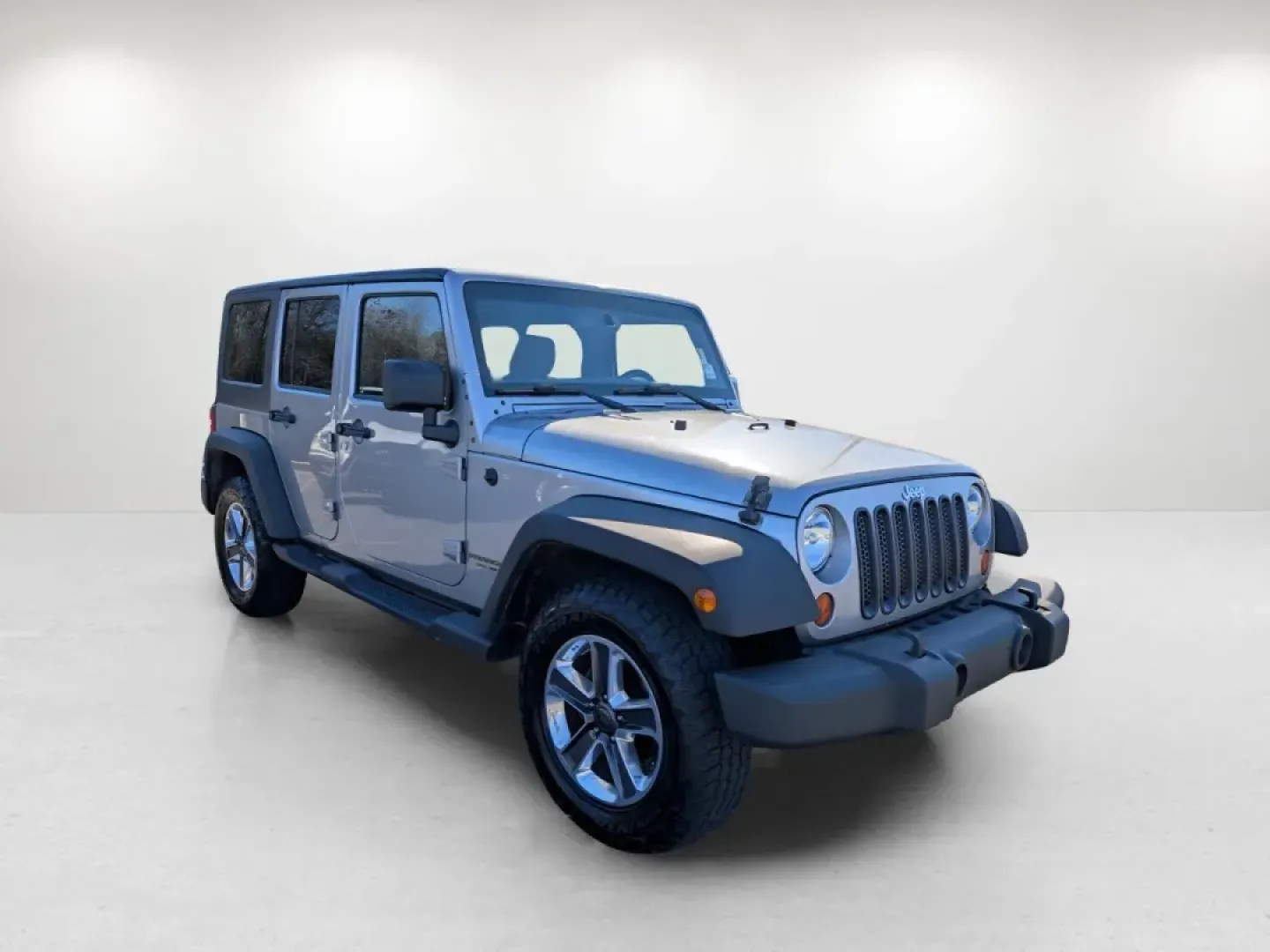 2013 /Black Interior Jeep Wrangler Sport (1C4BJWDG9DL) with an Other engine, located at 3959 U.S. 80 W, Phenix City, AL, 36870, (334) 297-4885, 32.469296, -85.135185 - **Discover Your Next Adventure with the 2013 Jeep Wrangler Sport at Gils Auto - Columbus #2!**<br /> <br /> Are you ready to embark on your next great adventure? Whether you're navigating city streets or conquering rugged trails, the 2013 Jeep Wrangler Sport is your perfect companion. With its robus - Photo#2