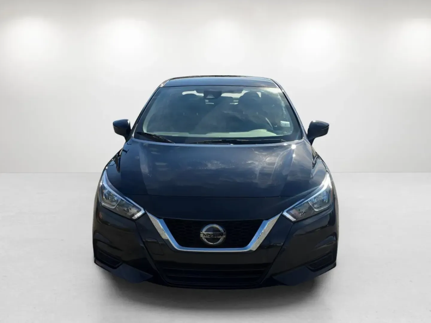 2020 /Black Nissan Versa SV (3N1CN8EV4LL) with an Other engine, located at 7000 Northlake Connector, Columbus, GA, 31904, (706) 987-8085, 32.524975, -84.978134 - **Discover the 2020 Nissan Versa SV: Your Ideal Commuter Companion from Gils Auto in Phenix City, AL!**<br /> <br /> Are you on the lookout for a reliable sedan that seamlessly fits into your busy lifestyle? Look no further! The 2020 Nissan Versa SV is perfect for long commutes or weekend getaways, - Photo#1