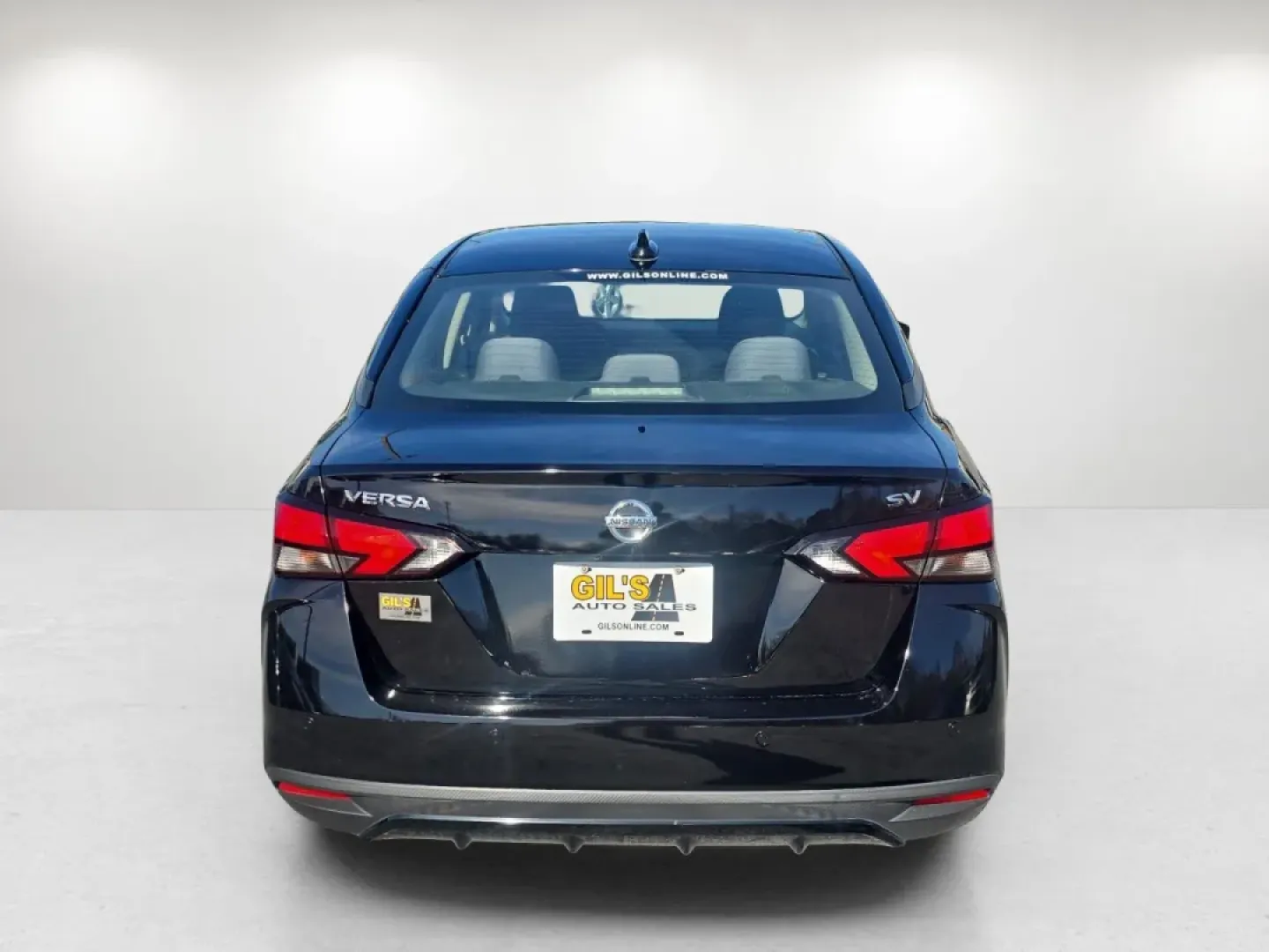 2020 /Black Nissan Versa SV (3N1CN8EV4LL) with an Other engine, located at 7000 Northlake Connector, Columbus, GA, 31904, (706) 987-8085, 32.524975, -84.978134 - **Discover the 2020 Nissan Versa SV: Your Ideal Commuter Companion from Gils Auto in Phenix City, AL!**<br /> <br /> Are you on the lookout for a reliable sedan that seamlessly fits into your busy lifestyle? Look no further! The 2020 Nissan Versa SV is perfect for long commutes or weekend getaways, - Photo#5