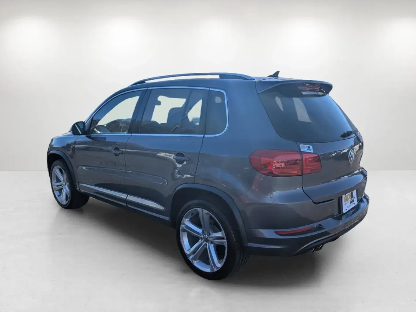 2016 Volkswagen Tiguan S (WVGBV7AX6GW) with an Other engine, located at 1430 Gateway Drive, Opelika, AL, 36801, (334) 239-0944, 32.637871, -85.409790 - **Adventure Awaits with the 2016 Volkswagen Tiguan at Gils Auto!** <br /> <br /> Are you ready to elevate your driving experience and embrace a lifestyle filled with adventure? The 2016 Volkswagen Tiguan is the perfect companion for those seeking a reliable SUV that seamlessly fits into both family - Photo#6