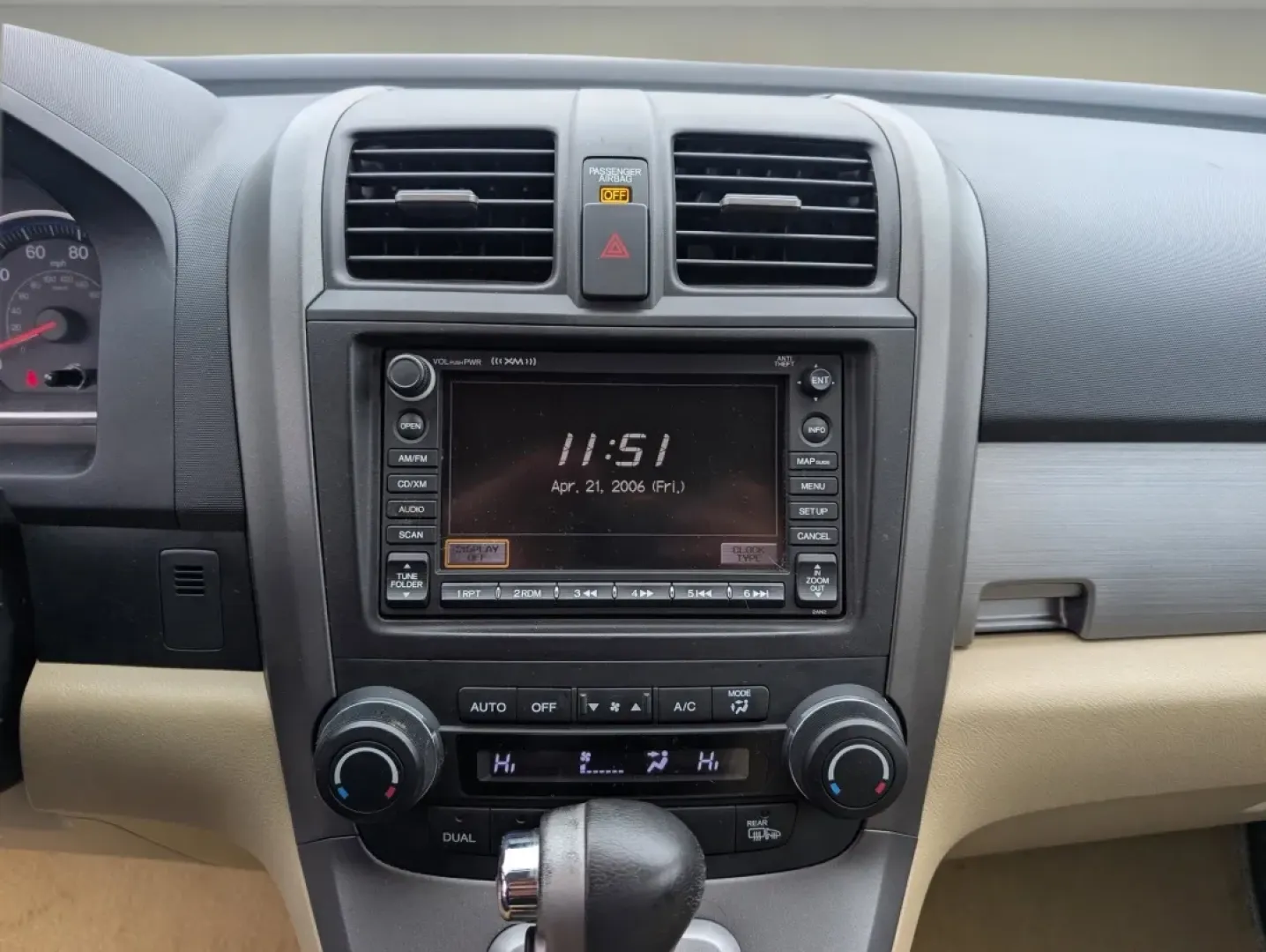 2011 Honda CR-V EX-L (5J6RE4H7XBL) with an Other engine, located at 1430 Gateway Drive, Opelika, AL, 36801, (334) 239-0944, 32.637871, -85.409790 - **Elevate Your Family Adventures with the 2011 Honda CR-V EX-L: Perfect for Every Journey!**<br /> <br /> Are you looking for a reliable vehicle that can keep up with your busy lifestyle? The 2011 Honda CR-V EX-L is the ideal SUV for families, commuters, or anyone seeking weekend adventures. With it - Photo#13