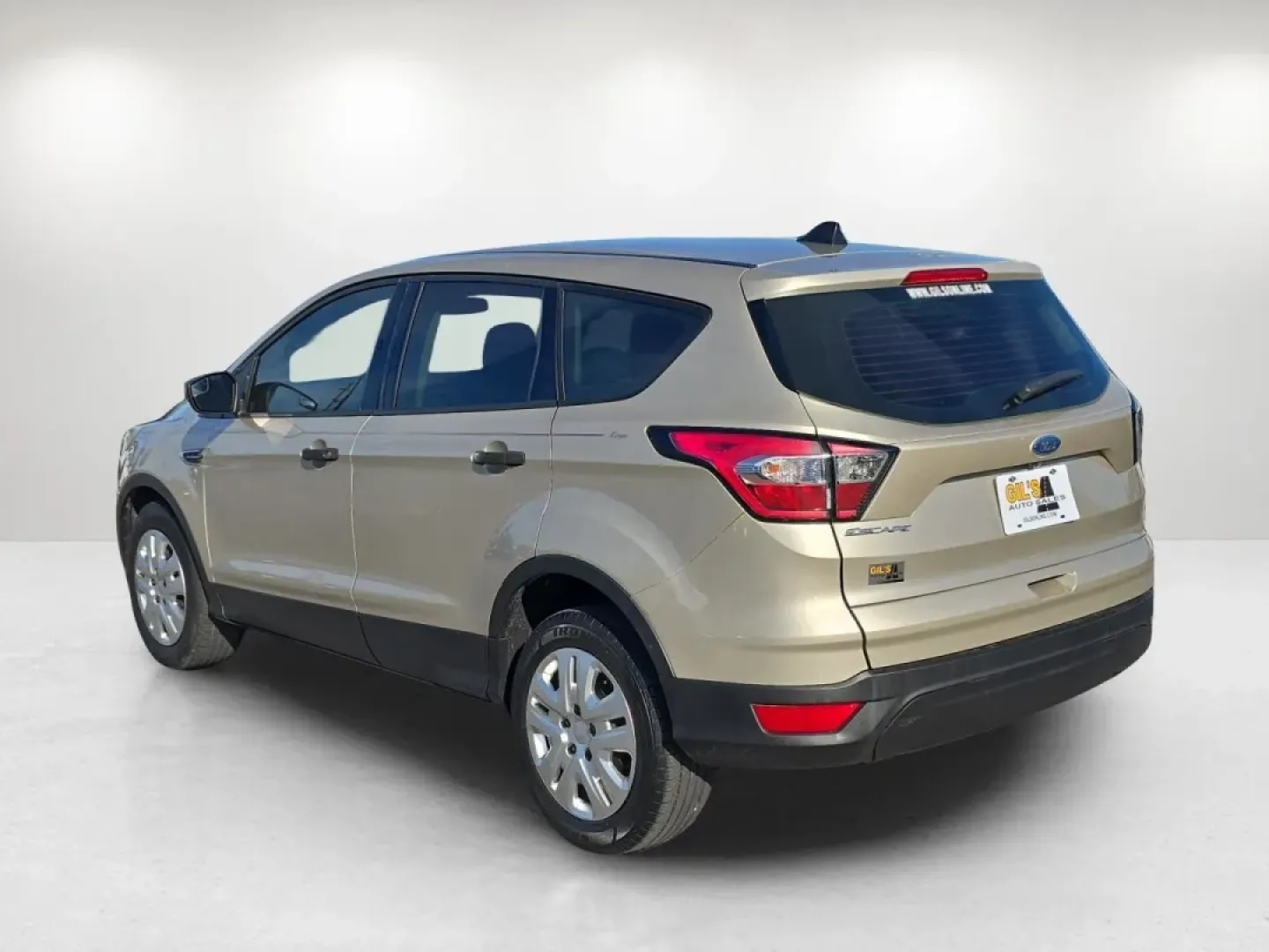 2018 Ford Escape S (1FMCU0F70JU) with an Other engine, located at 1430 Gateway Drive, Opelika, AL, 36801, (334) 239-0944, 32.637871, -85.409790 - **Explore New Adventures in the 2018 Ford Escape! Perfect for Weekend Getaways or Daily Commutes**<br /> <br /> Are you ready to elevate your driving experience? The 2018 Ford Escape is not just a vehicle; it's your ticket to new adventures and daily convenience. Whether you're a busy parent navigat - Photo#9