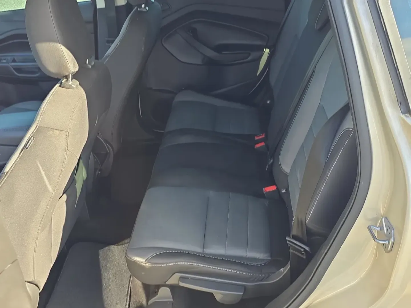 2018 Ford Escape S (1FMCU0F70JU) with an Other engine, located at 1430 Gateway Drive, Opelika, AL, 36801, (334) 239-0944, 32.637871, -85.409790 - **Explore New Adventures in the 2018 Ford Escape! Perfect for Weekend Getaways or Daily Commutes**<br /> <br /> Are you ready to elevate your driving experience? The 2018 Ford Escape is not just a vehicle; it's your ticket to new adventures and daily convenience. Whether you're a busy parent navigat - Photo#14