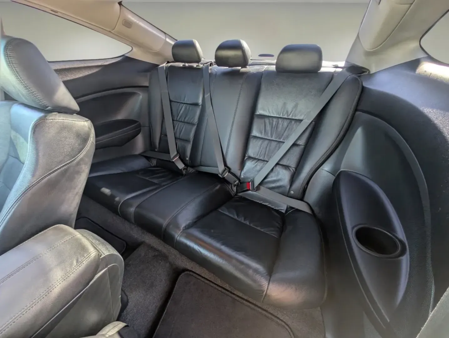 2012 Honda Accord Cpe EX-L (1HGCS2B89CA) with an Other engine, located at 521 Old Farm Lane Rd, Prattville, AL, 36066, (334) 325-1505, 32.482460, -86.416367 - **Experience the Road Like Never Before with the 2012 Honda Accord EX-L Coupe!**<br /> <br /> For those seeking a stylish and reliable vehicle that balances performance and comfort, look no further than the 2012 Honda Accord EX-L Coupe available at Gils Auto in Phenix City, AL. This stunning black c - Photo#9