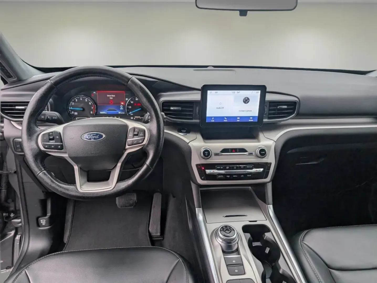 2023 Ford Explorer XLT (1FMSK7DH6PG) with an Other engine, located at 3959 U.S. 80 W, Phenix City, AL, 36870, (334) 297-4885, 32.469296, -85.135185 - **Discover Your Next Adventure with the 2023 Ford Explorer XLT at Gils Auto in Phenix City, AL!**<br /> <br /> Are you ready to elevate your family outings, weekend getaways, or daily commutes? The 2023 Ford Explorer XLT is not just an SUV; it's a lifestyle enhancer that fits seamlessly into your bu - Photo#13