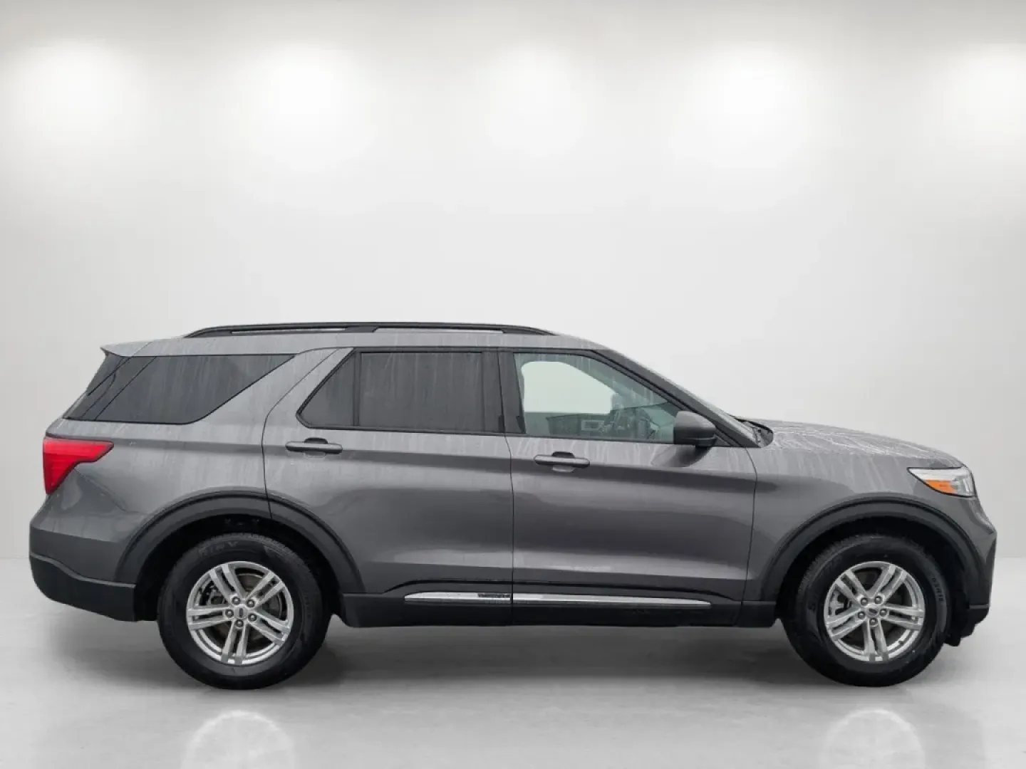 2023 Ford Explorer XLT (1FMSK7DH6PG) with an Other engine, located at 3959 U.S. 80 W, Phenix City, AL, 36870, (334) 297-4885, 32.469296, -85.135185 - **Discover Your Next Adventure with the 2023 Ford Explorer XLT at Gils Auto in Phenix City, AL!**<br /> <br /> Are you ready to elevate your family outings, weekend getaways, or daily commutes? The 2023 Ford Explorer XLT is not just an SUV; it's a lifestyle enhancer that fits seamlessly into your bu - Photo#4