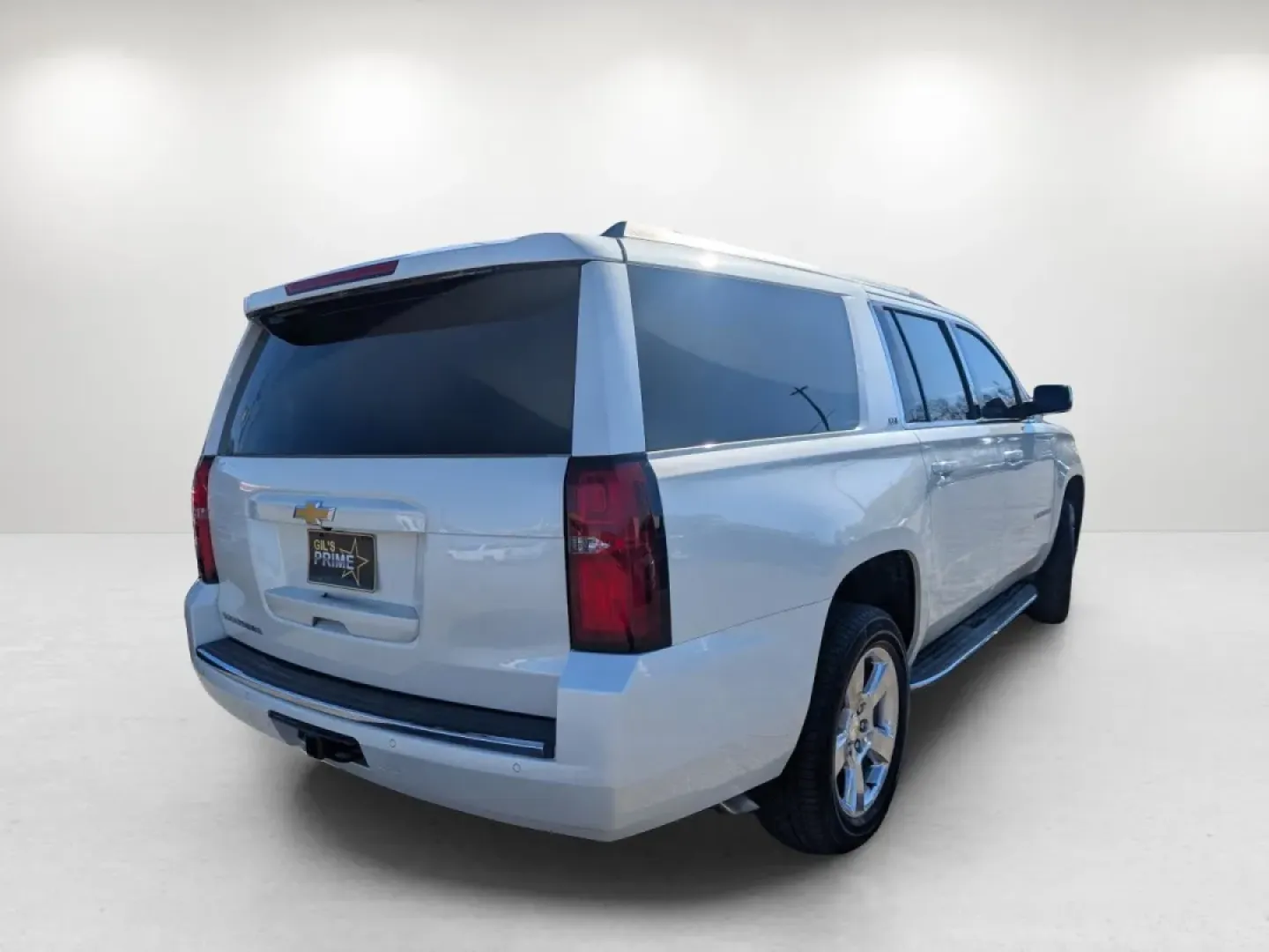 2015 /Cocoa/Dune Chevrolet Suburban LTZ (1GNSCKKC6FR) with an Other engine, located at 5115 14th Ave., Columbus, GA, 31904, (706) 323-0345, 32.511494, -84.971046 - Discover a new dimension of family travel with this stunning **2015 Chevrolet Suburban LTZ**, available now at **Gils Auto** in beautiful **Phenix City, AL**. Designed for those who prioritize space, comfort, and technology, this SUV is perfect for growing families, weekend adventurers, or anyone wh - Photo#4
