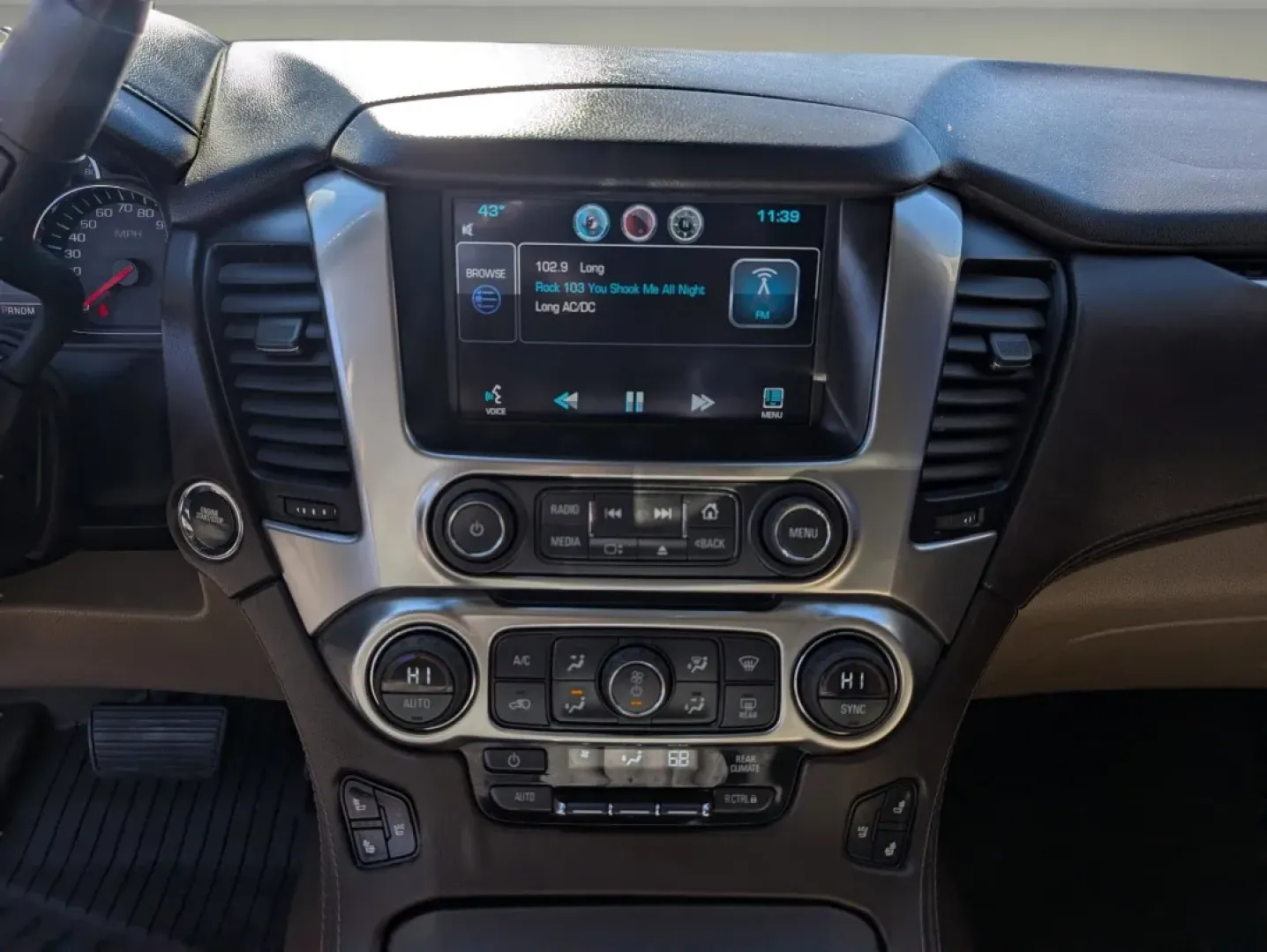 2015 /Cocoa/Dune Chevrolet Suburban LTZ (1GNSCKKC6FR) with an Other engine, located at 5115 14th Ave., Columbus, GA, 31904, (706) 323-0345, 32.511494, -84.971046 - Discover a new dimension of family travel with this stunning **2015 Chevrolet Suburban LTZ**, available now at **Gils Auto** in beautiful **Phenix City, AL**. Designed for those who prioritize space, comfort, and technology, this SUV is perfect for growing families, weekend adventurers, or anyone wh - Photo#16