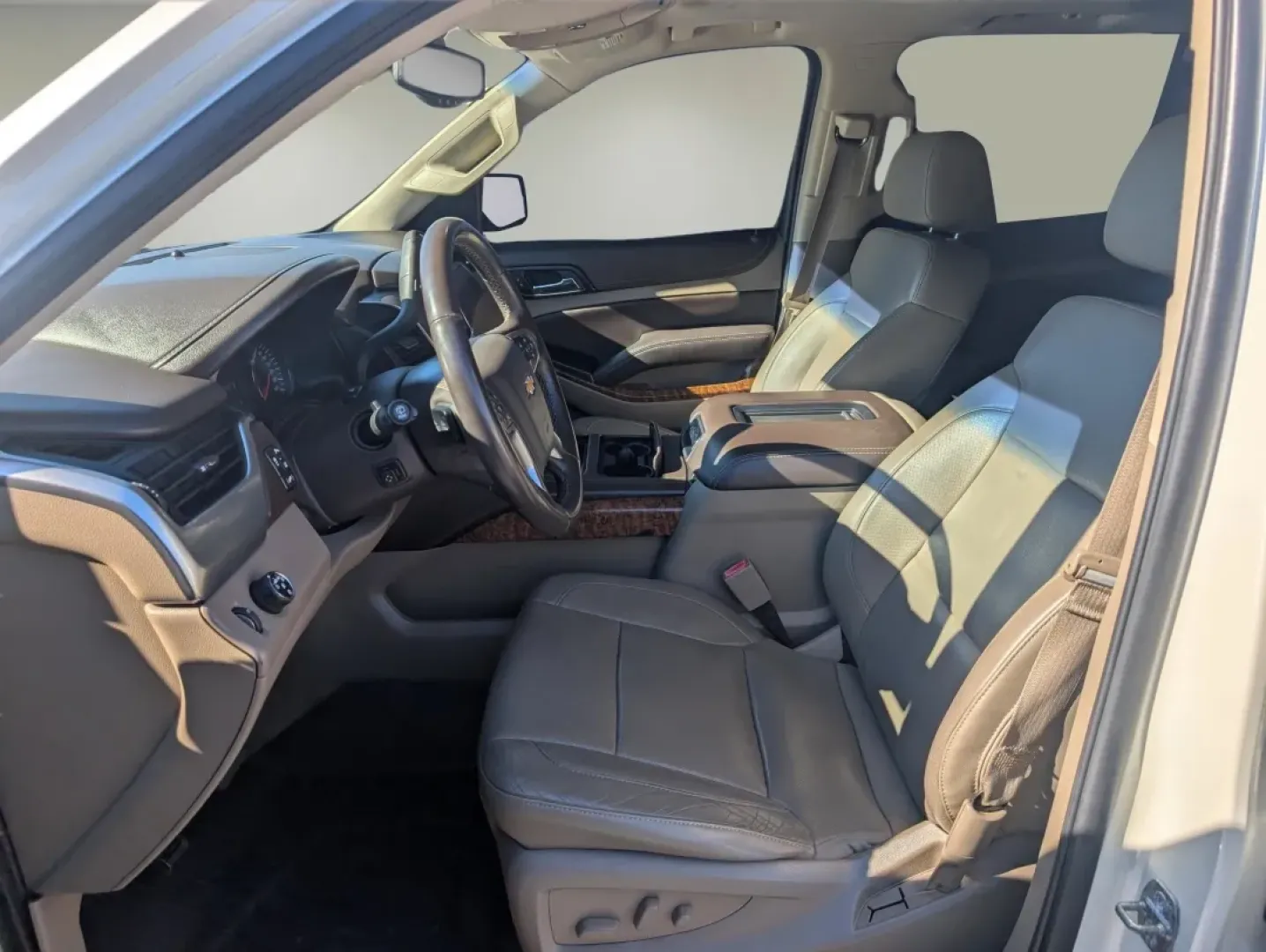 2015 /Cocoa/Dune Chevrolet Suburban LTZ (1GNSCKKC6FR) with an Other engine, located at 3959 U.S. 80 W, Phenix City, AL, 36870, (334) 297-4885, 32.469296, -85.135185 - Discover a new dimension of family travel with this stunning **2015 Chevrolet Suburban LTZ**, available now at **Gils Auto** in beautiful **Phenix City, AL**. Designed for those who prioritize space, comfort, and technology, this SUV is perfect for growing families, weekend adventurers, or anyone wh - Photo#10