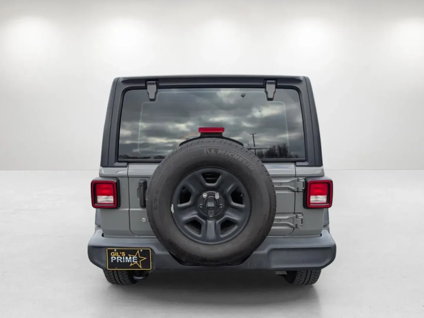 2022 /Black Jeep Wrangler Unlimited Sport (1C4HJXDN6NW) with an Other engine, located at 3959 U.S. 80 W, Phenix City, AL, 36870, (334) 297-4885, 32.469296, -85.135185 - Experience the thrill of adventure with this stunning 2022 Jeep Wrangler Unlimited Sport, a vehicle designed for those who crave the open road and the freedom of exploration. Whether you're a weekend warrior seeking off-road escapades or a daily commuter looking for reliability and style, this Jeep - Photo#5