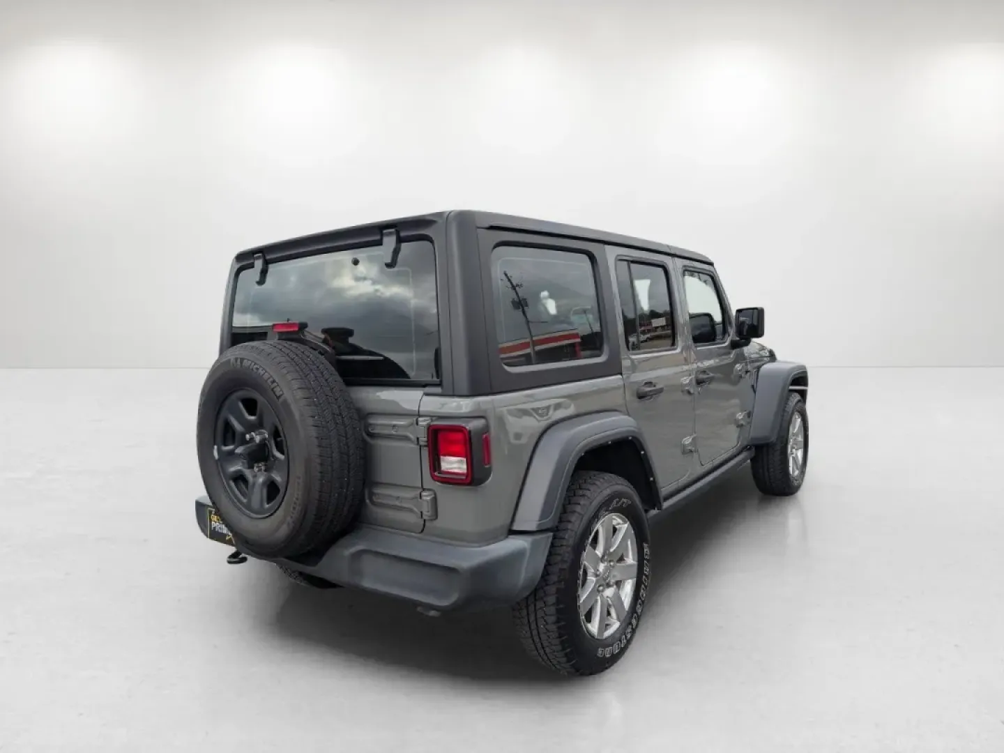 2022 /Black Jeep Wrangler Unlimited Sport (1C4HJXDN6NW) with an Other engine, located at 3959 U.S. 80 W, Phenix City, AL, 36870, (334) 297-4885, 32.469296, -85.135185 - Experience the thrill of adventure with this stunning 2022 Jeep Wrangler Unlimited Sport, a vehicle designed for those who crave the open road and the freedom of exploration. Whether you're a weekend warrior seeking off-road escapades or a daily commuter looking for reliability and style, this Jeep - Photo#4