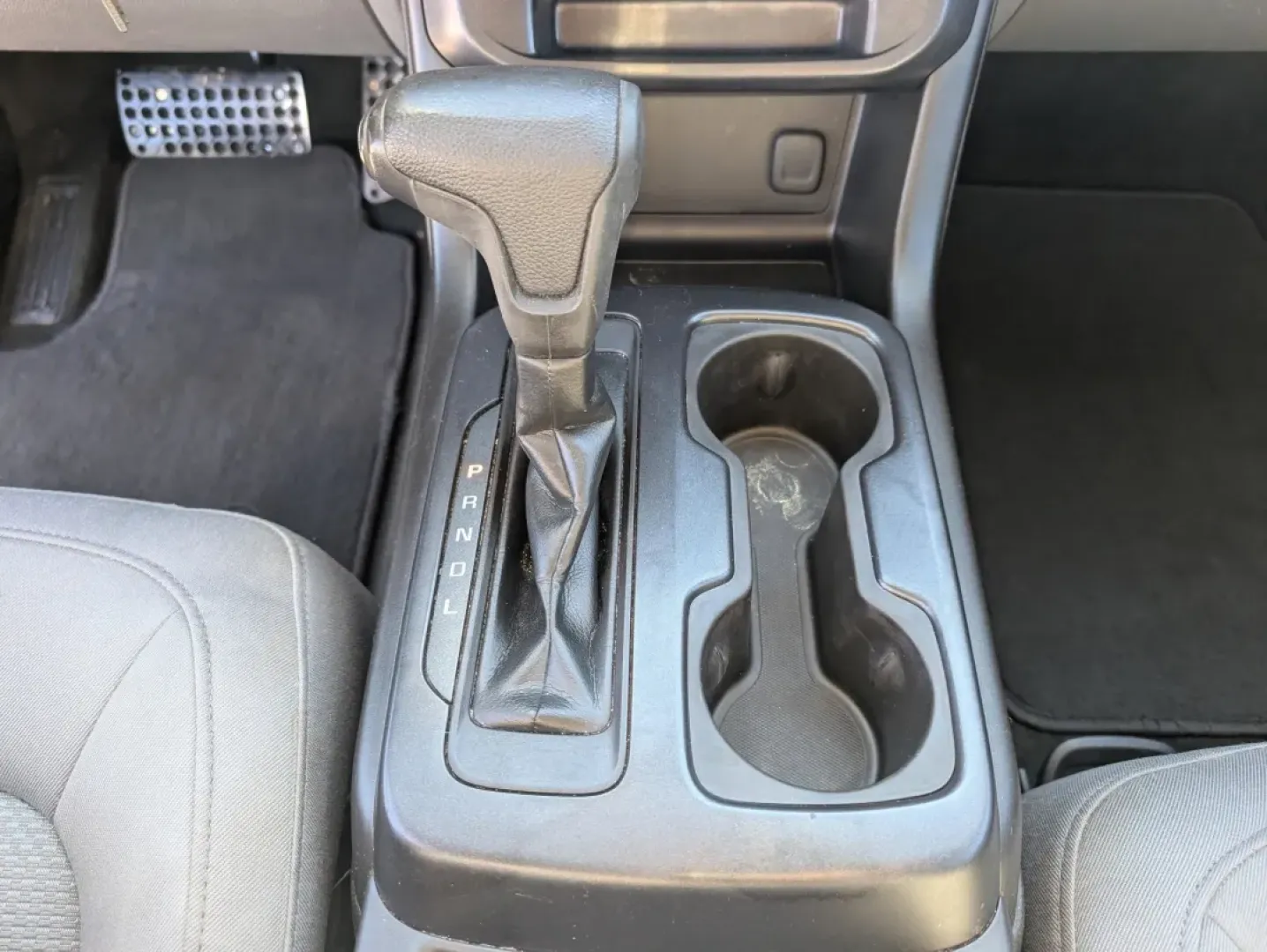 2017 /Jet Black/Dark Ash GMC Canyon 2WD (1GTG5BEA6H1) with an Other engine, located at 1430 Gateway Drive, Opelika, AL, 36801, (334) 239-0944, 32.637871, -85.409790 - **Discover the Perfect Blend of Style and Utility with the 2017 GMC Canyon at Gils Auto in Phenix City, AL!**<br /> <br /> Are you in the market for a versatile pickup that fits seamlessly into your lifestyle? Whether you're a growing family needing space for weekend adventures, a commuter seeking a - Photo#13