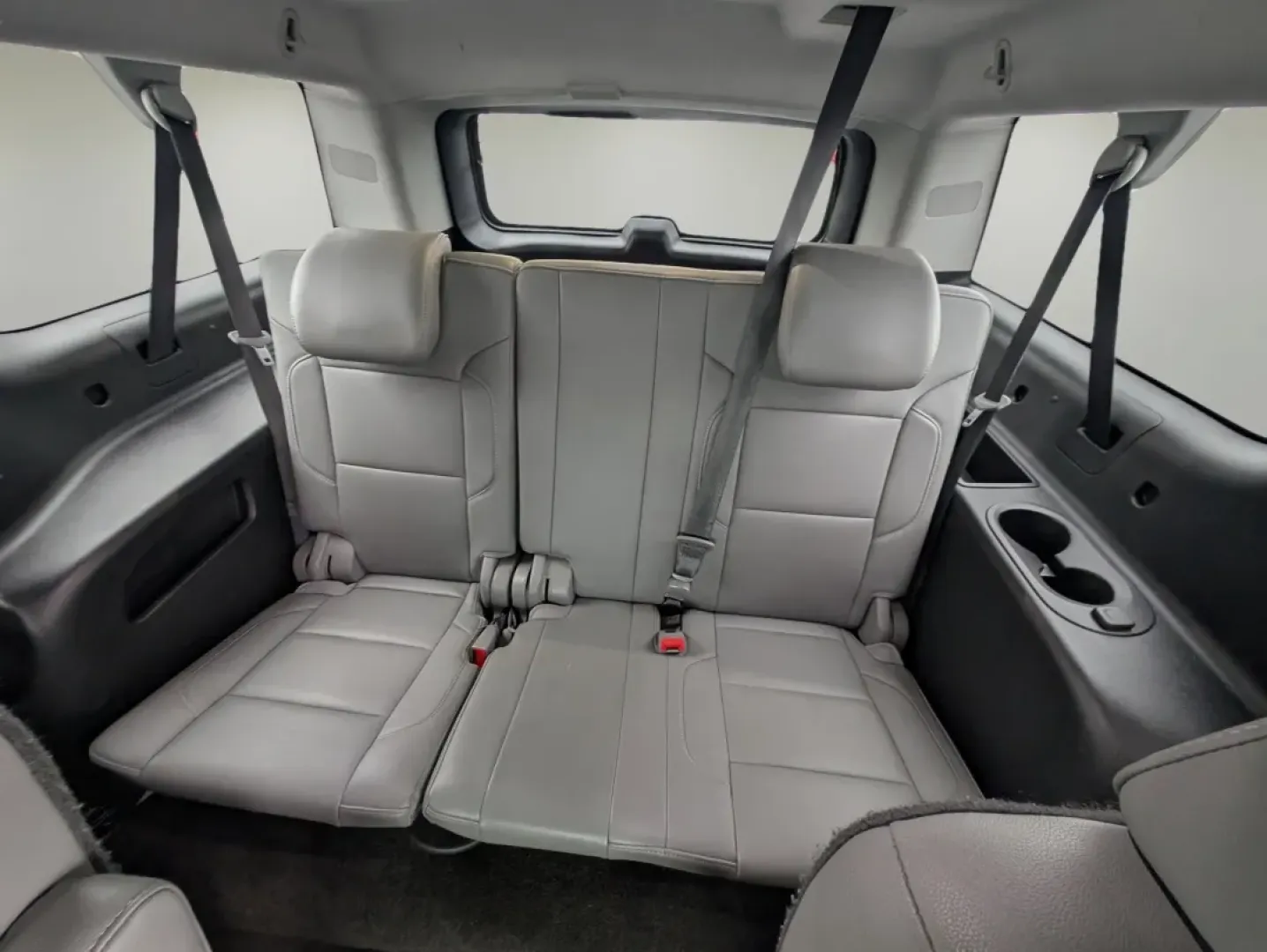 2018 /Jet Black/Dark Ash Chevrolet Suburban LT (1GNSCHKC0JR) with an Other engine, located at 3959 U.S. 80 W, Phenix City, AL, 36870, (334) 297-4885, 32.469296, -85.135185 - Introducing the perfect vehicle for families on the go, weekend adventurers, or anyone seeking the ultimate blend of style and functionality: the 2018 Chevrolet Suburban LT! With room for up to eight passengers, this versatile SUV is designed to accommodate your lifestyle, whether you're navigating - Photo#12