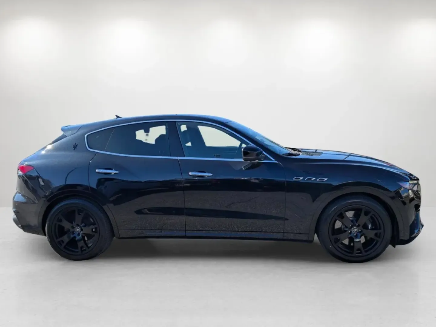 2023 Maserati Levante Modena (ZN661YUM8PX) with an Other engine, located at 3959 U.S. 80 W, Phenix City, AL, 36870, (334) 297-4885, 32.469296, -85.135185 - Elevate your driving experience with the 2023 Maserati Levante Modena, a luxurious sport utility vehicle that combines performance, style, and cutting-edge technology. Whether you're navigating the bustling streets of Phenix City, AL, or embarking on a weekend getaway, this SUV is designed to enhanc - Photo#4