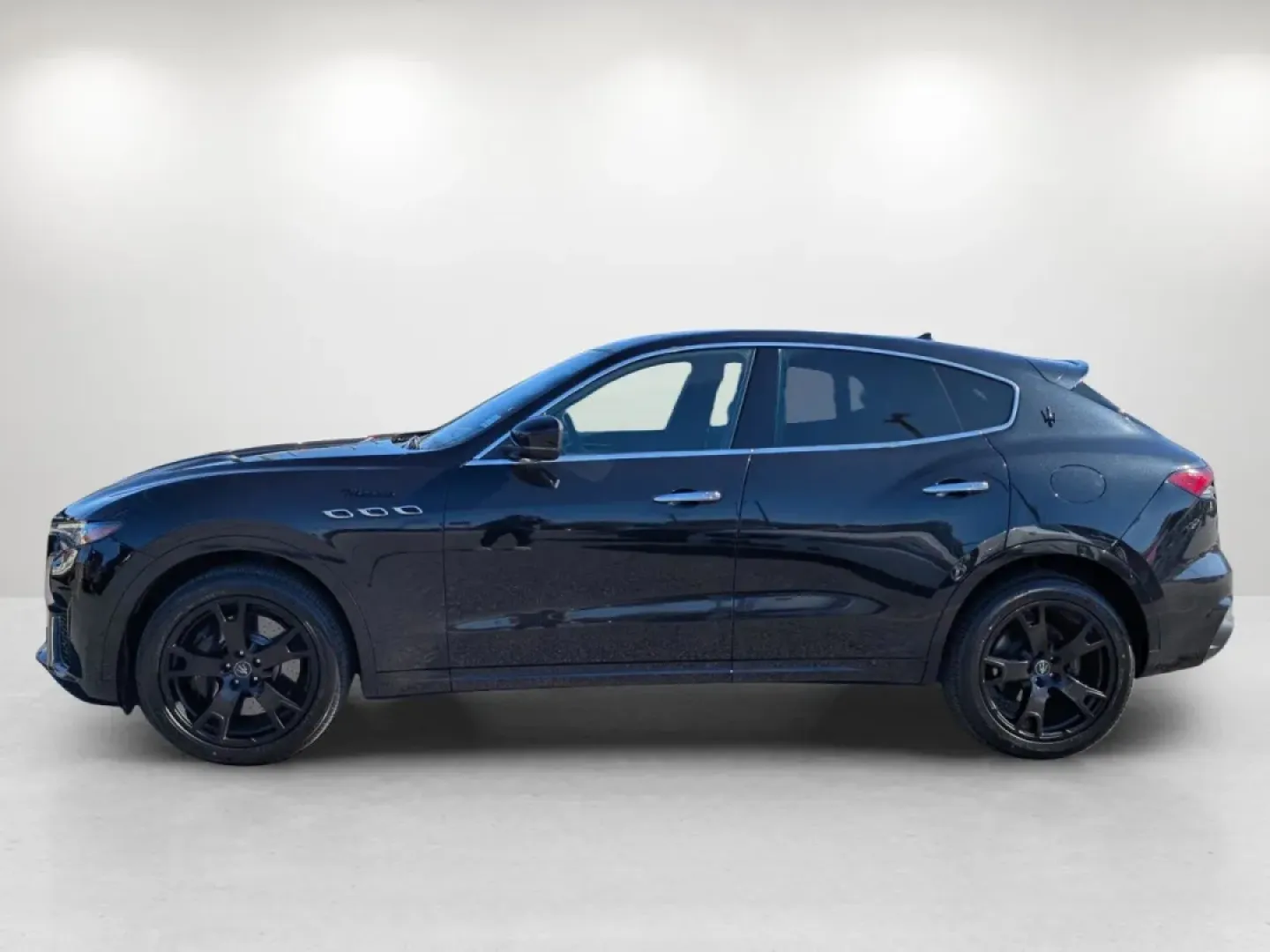 2023 Maserati Levante Modena (ZN661YUM8PX) with an Other engine, located at 3959 U.S. 80 W, Phenix City, AL, 36870, (334) 297-4885, 32.469296, -85.135185 - Elevate your driving experience with the 2023 Maserati Levante Modena, a luxurious sport utility vehicle that combines performance, style, and cutting-edge technology. Whether you're navigating the bustling streets of Phenix City, AL, or embarking on a weekend getaway, this SUV is designed to enhanc - Photo#8