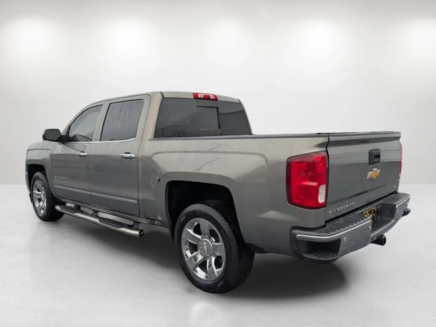 2017 /Jet Black Chevrolet Silverado 1500 LTZ (3GCPCSEC5HG) with an Other engine, located at 5115 14th Ave., Columbus, GA, 31904, (706) 323-0345, 32.511494, -84.971046 - **Adventure Awaits: Own the 2017 Chevrolet Silverado 1500 LTZ at Gils Auto in Phenix City, AL!**<br /> <br /> Are you ready to elevate your lifestyle with a vehicle that combines rugged capability with everyday comfort? The 2017 Chevrolet Silverado 1500 LTZ is the perfect companion for weekend adven - Photo#6