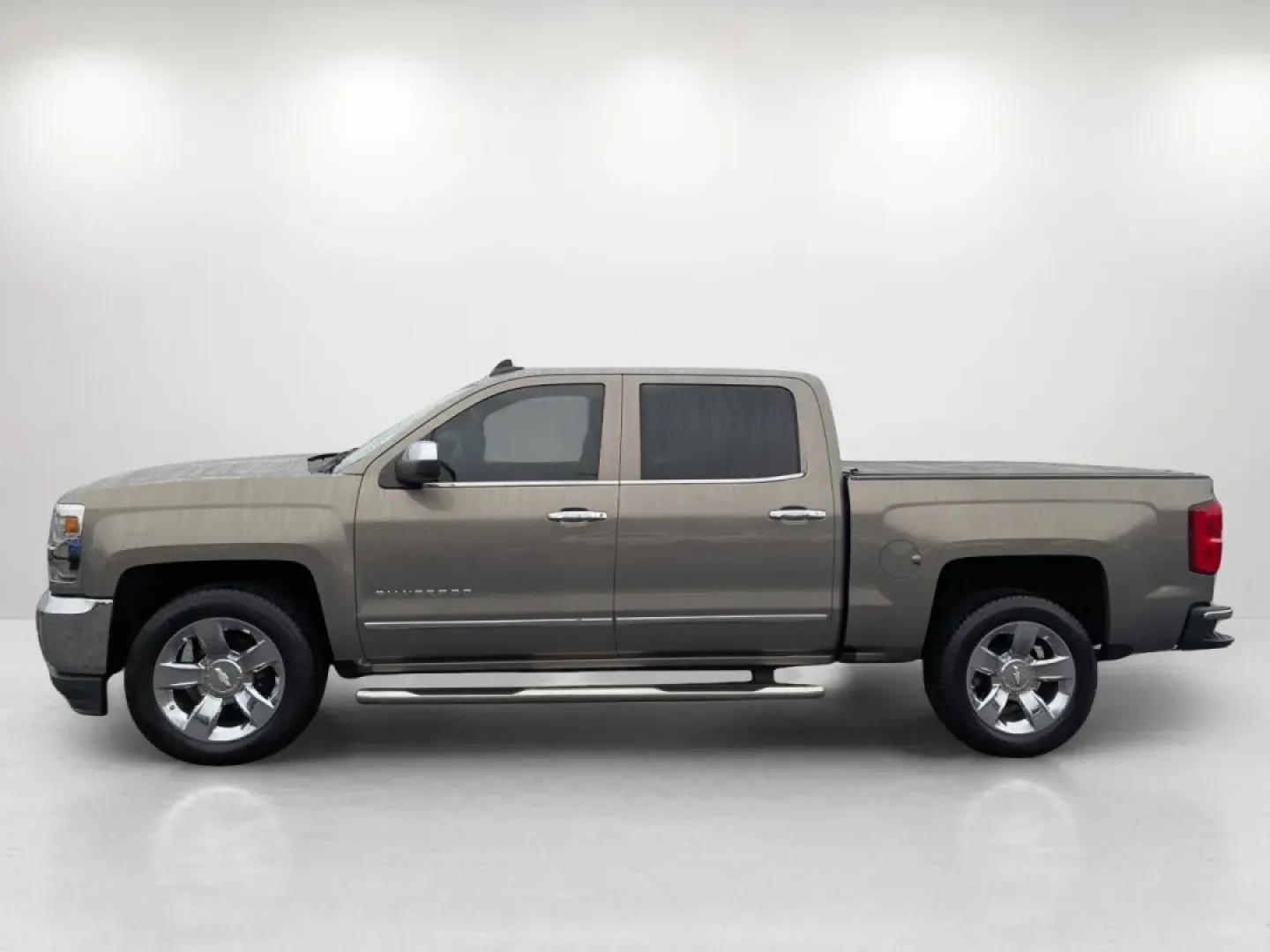 2017 /Jet Black Chevrolet Silverado 1500 LTZ (3GCPCSEC5HG) with an Other engine, located at 5115 14th Ave., Columbus, GA, 31904, (706) 323-0345, 32.511494, -84.971046 - **Adventure Awaits: Own the 2017 Chevrolet Silverado 1500 LTZ at Gils Auto in Phenix City, AL!**<br /> <br /> Are you ready to elevate your lifestyle with a vehicle that combines rugged capability with everyday comfort? The 2017 Chevrolet Silverado 1500 LTZ is the perfect companion for weekend adven - Photo#7