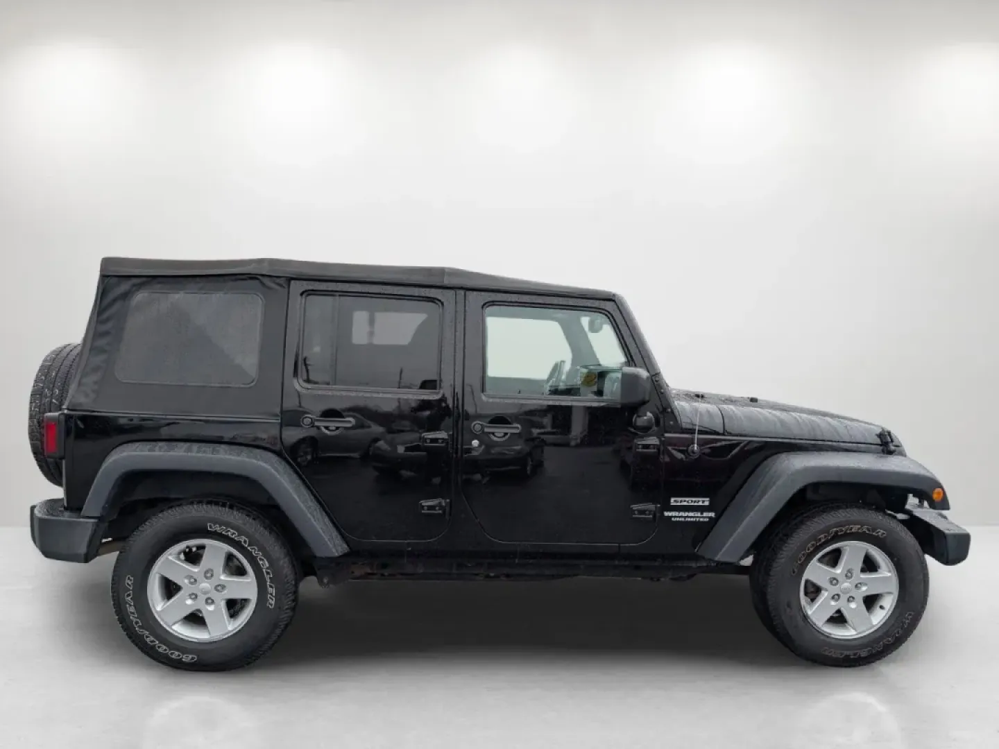 2016 /Black Jeep Wrangler Sport (1C4BJWDG9GL) with an Other engine, located at 5115 14th Ave., Columbus, GA, 31904, (706) 323-0345, 32.511494, -84.971046 - **Adventure Awaits with This 2016 Jeep Wrangler Sport - Perfect for Your Next Road Trip!**<br /> <br /> Are you ready to embrace the open road and embark on thrilling adventures? At Gils Auto in Phenix City, AL, we are excited to present this rugged yet stylish 2016 Jeep Wrangler Sport, designed for - Photo#3