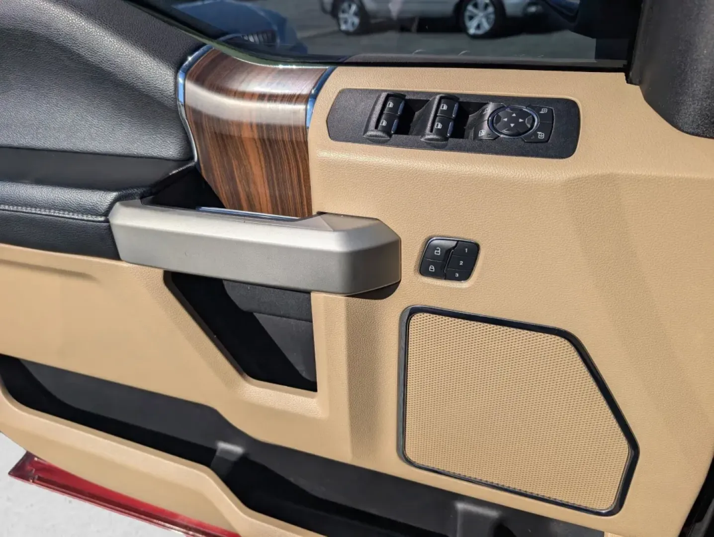 2016 Ford F-150 Lariat (1FTEW1EG7GF) with an Other engine, located at 5115 14th Ave., Columbus, GA, 31904, (706) 323-0345, 32.511494, -84.971046 - Experience the thrill of adventure with the 2016 Ford F-150, available now at Gils Auto in Phenix City, AL! This robust and versatile pickup truck is perfect for weekend adventures or everyday errands. Whether you're hauling gear for a family camping trip or navigating your daily commute, the F-150' - Photo#11