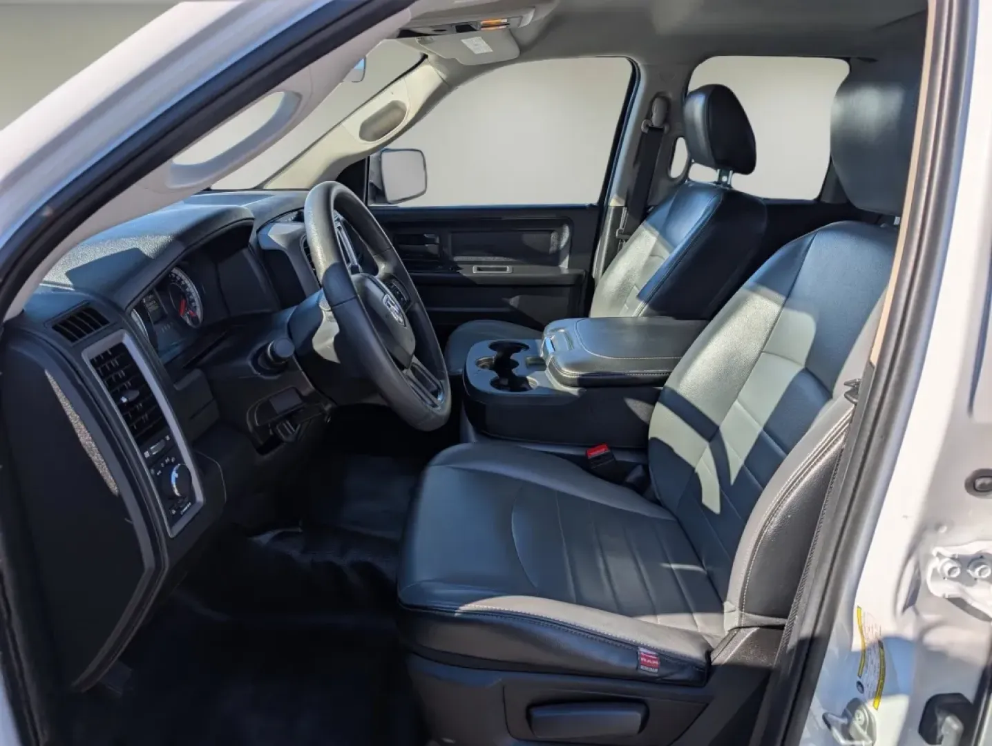 2022 /Diesel Gray/Black Ram 1500 Tradesman (1C6RR6FG3NS) with an Other engine, located at 7000 Northlake Connector, Columbus, GA, 31904, (706) 987-8085, 32.524975, -84.978134 - **Experience Adventure and Versatility with the 2022 Ram 1500 Tradesman at Gils Auto Your Trusted Buy Here Pay Here Dealership in Phenix City, AL!**<br /> <br /> If you're looking for a reliable truck that can handle your daily commutes, weekend getaways, or even the demands of a growing family, th - Photo#10