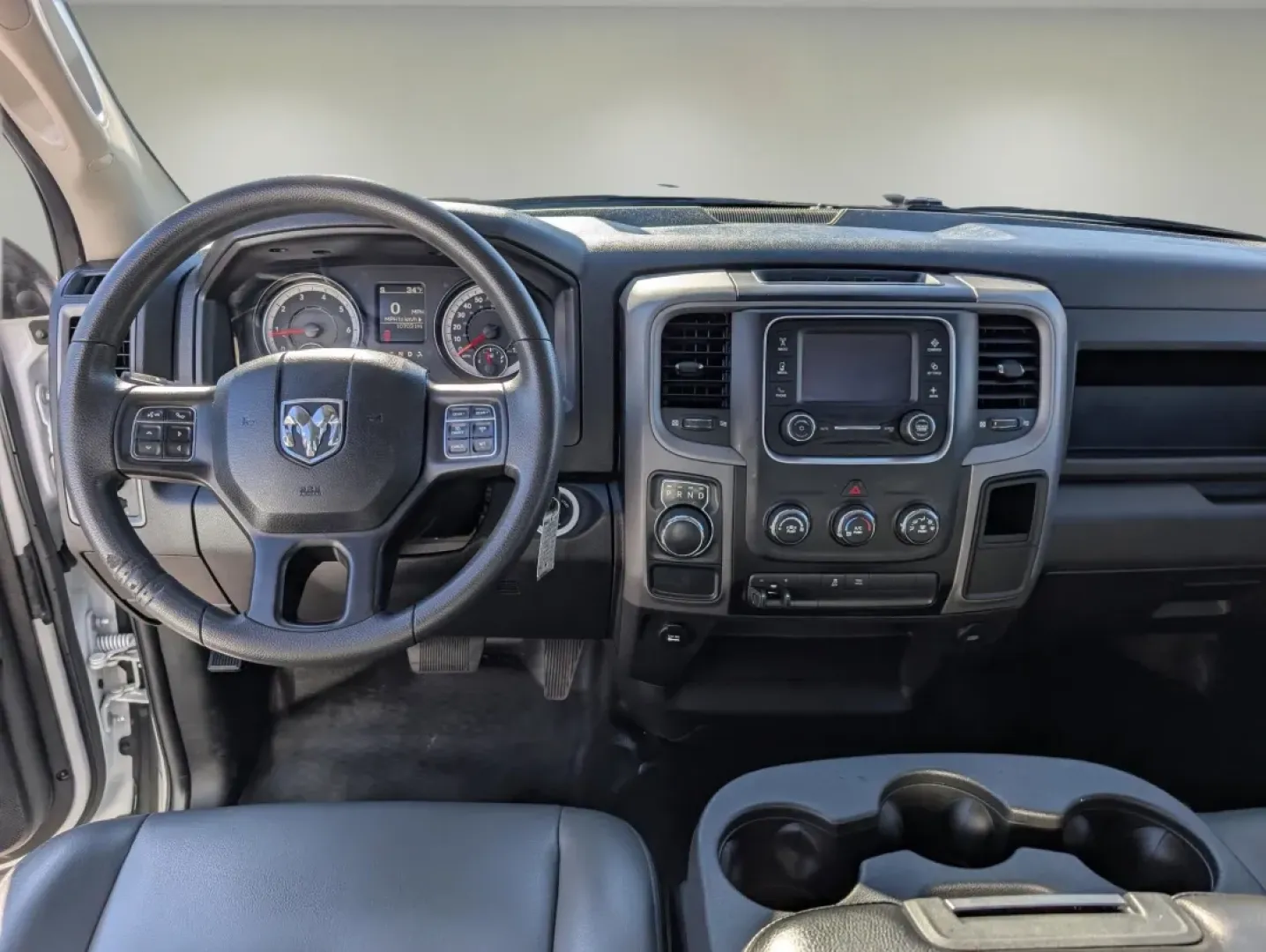 2022 /Diesel Gray/Black Ram 1500 Tradesman (1C6RR6FG3NS) with an Other engine, located at 7000 Northlake Connector, Columbus, GA, 31904, (706) 987-8085, 32.524975, -84.978134 - **Experience Adventure and Versatility with the 2022 Ram 1500 Tradesman at Gils Auto Your Trusted Buy Here Pay Here Dealership in Phenix City, AL!**<br /> <br /> If you're looking for a reliable truck that can handle your daily commutes, weekend getaways, or even the demands of a growing family, th - Photo#12